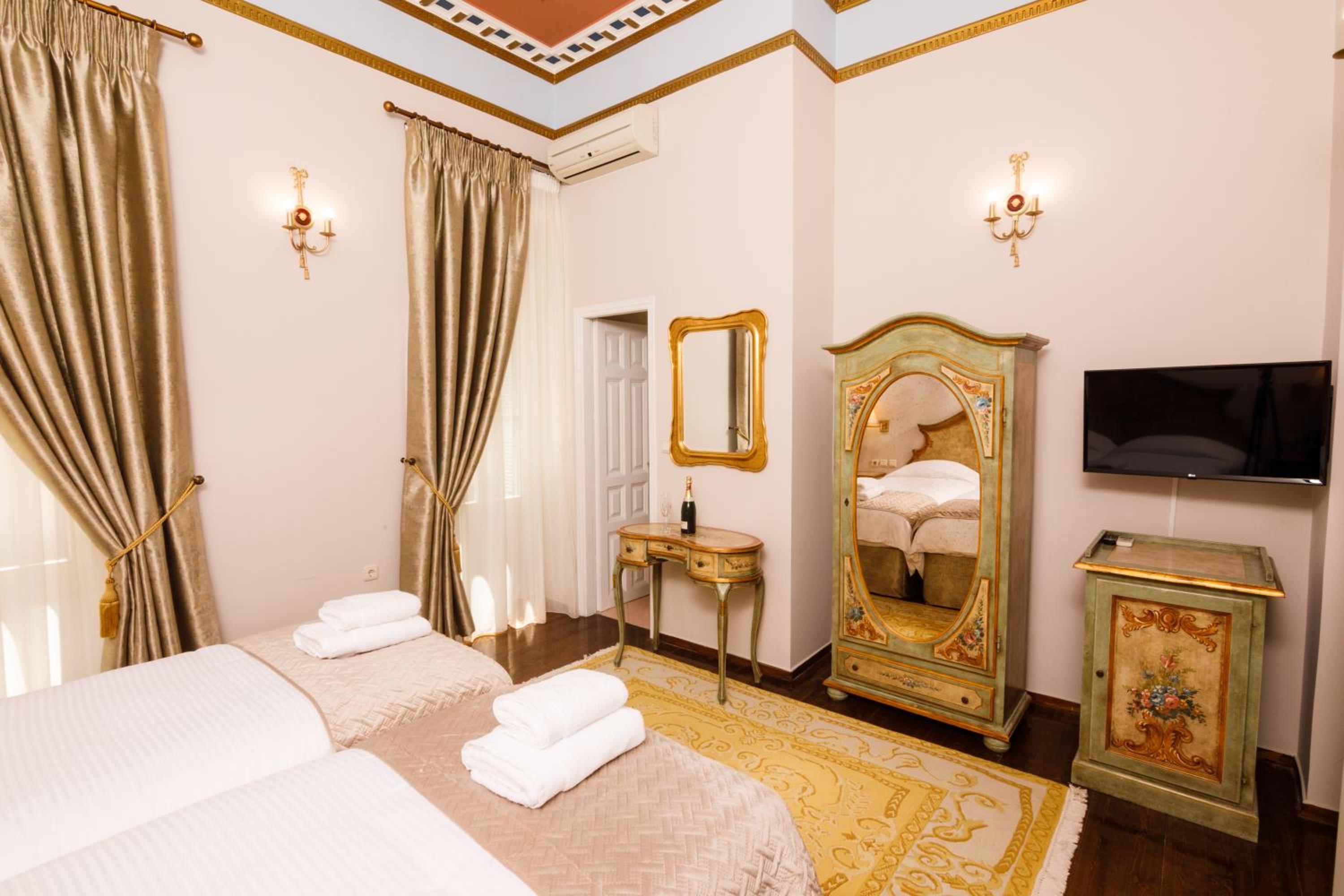 Executive Double Room - Photo 4