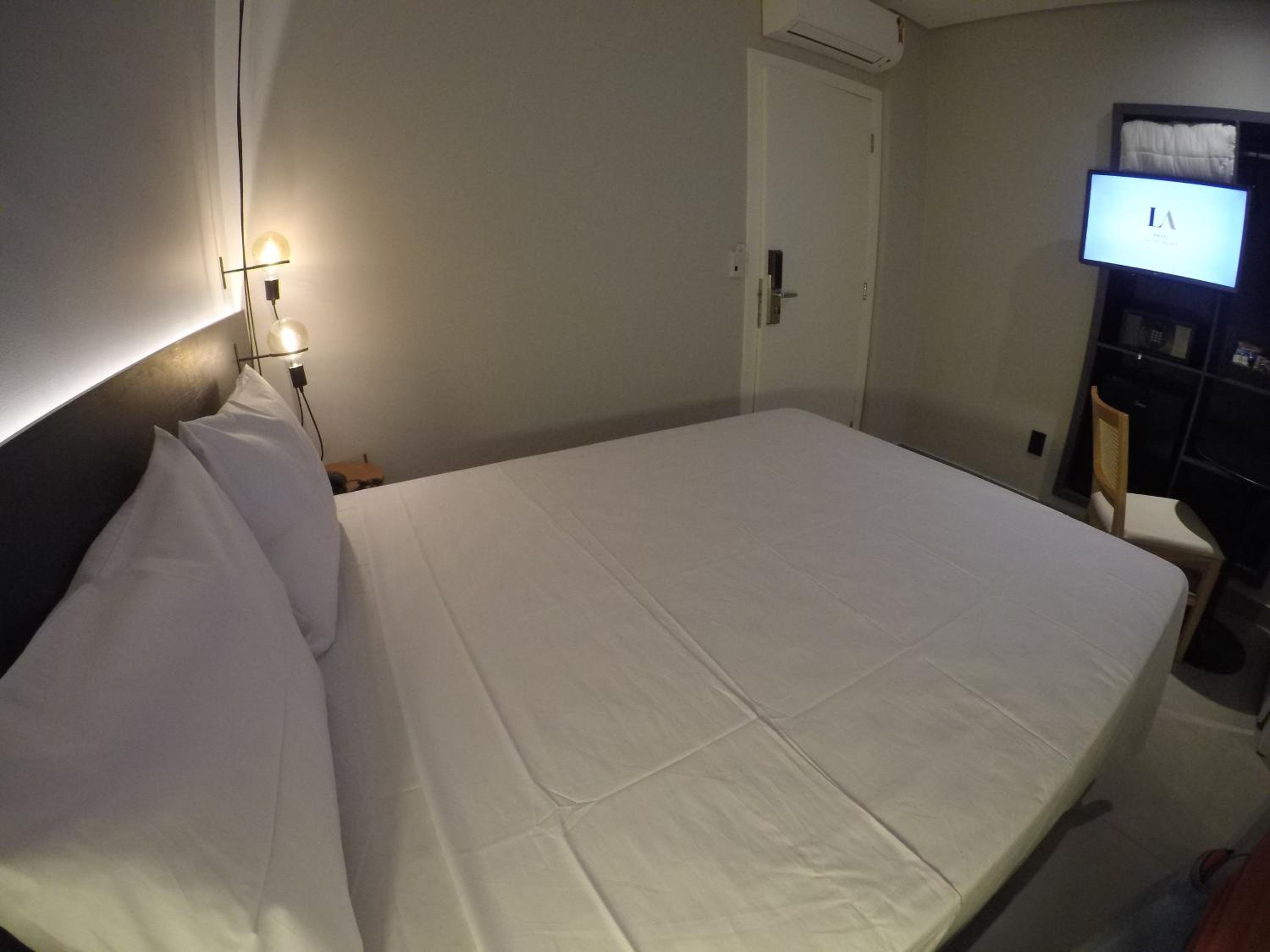 Standard Double Room - Photo 1