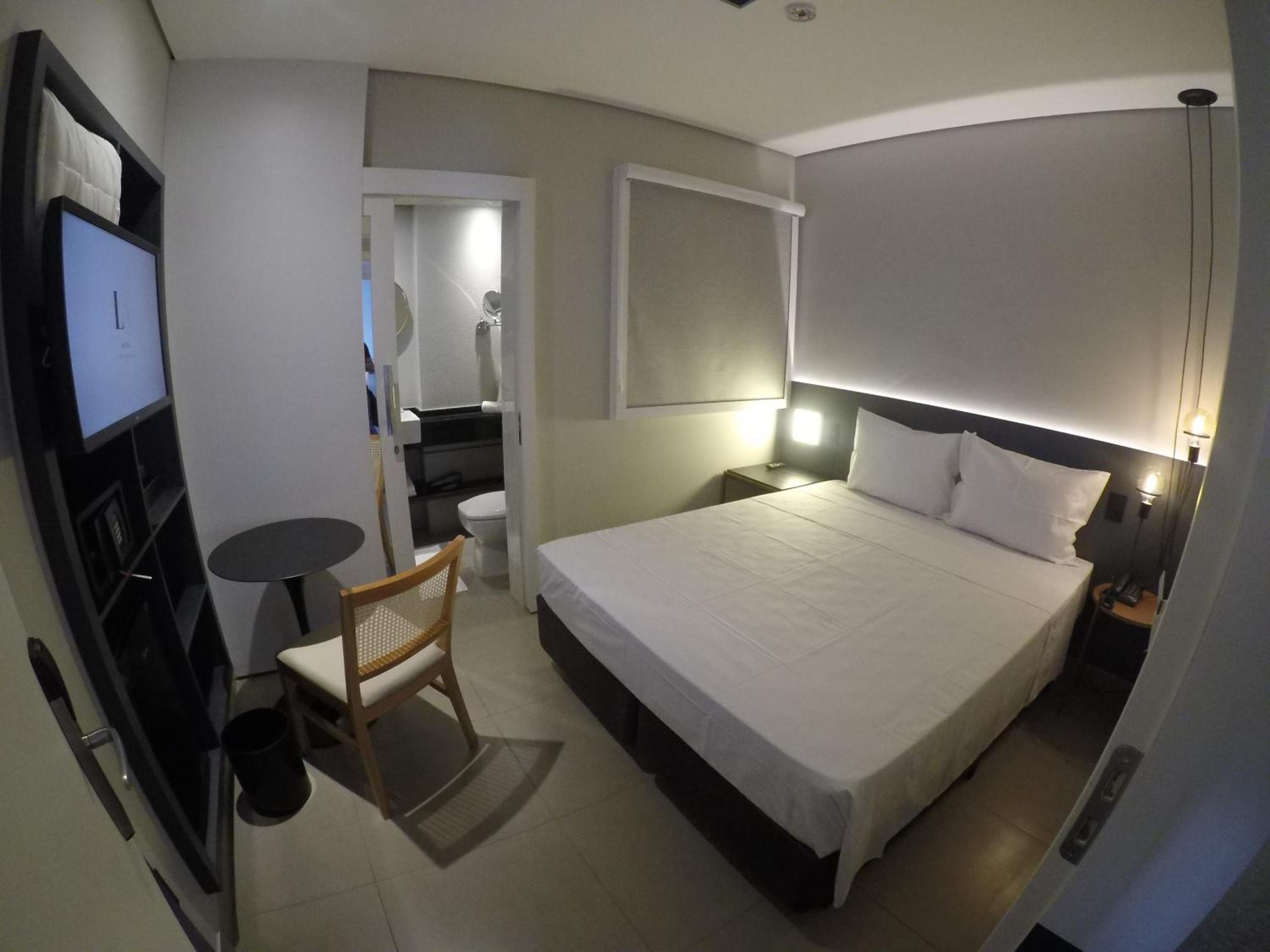 Standard Double Room - Photo 5