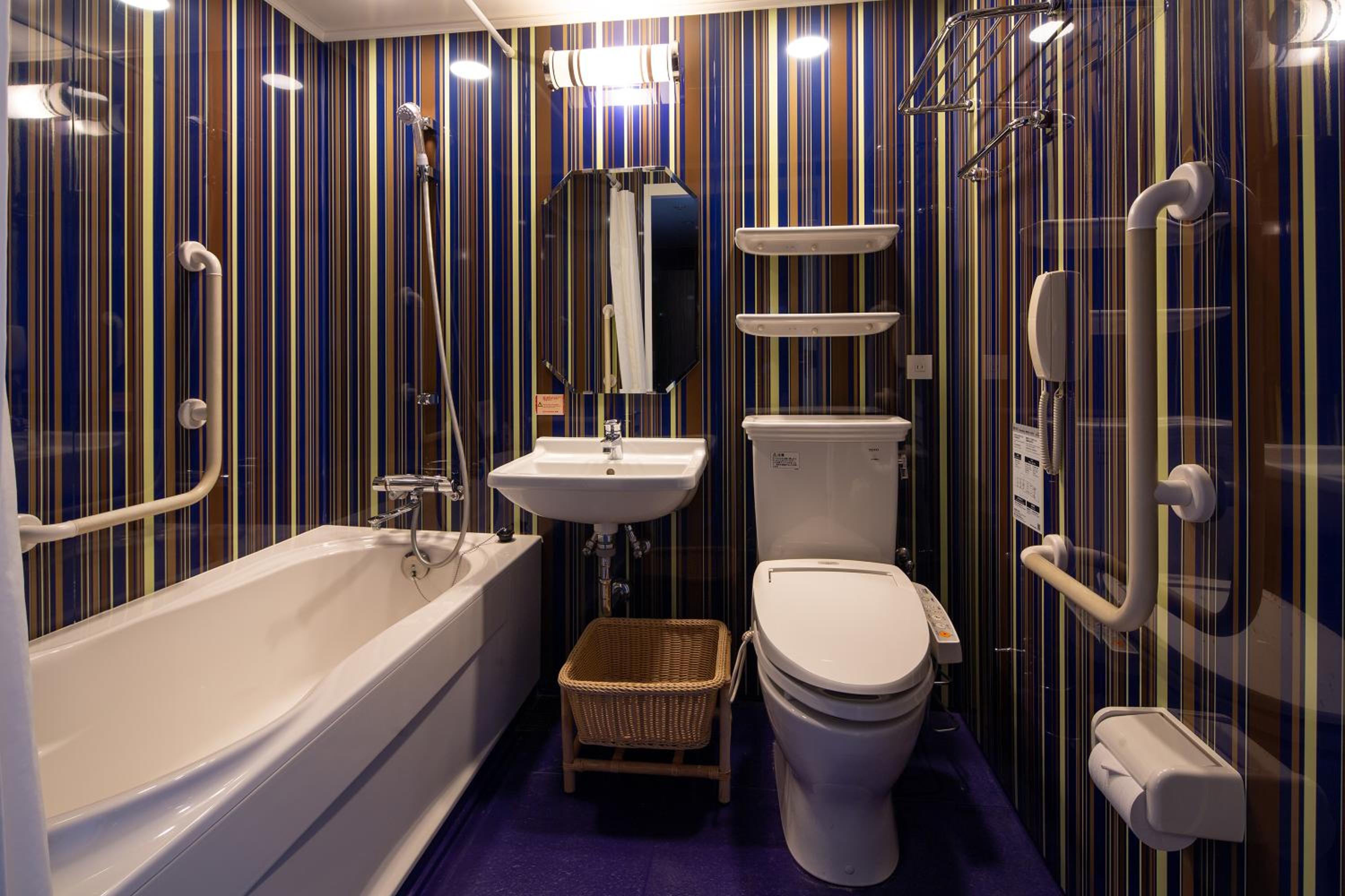 Standard Double Room - Non-Smoking - Photo 2