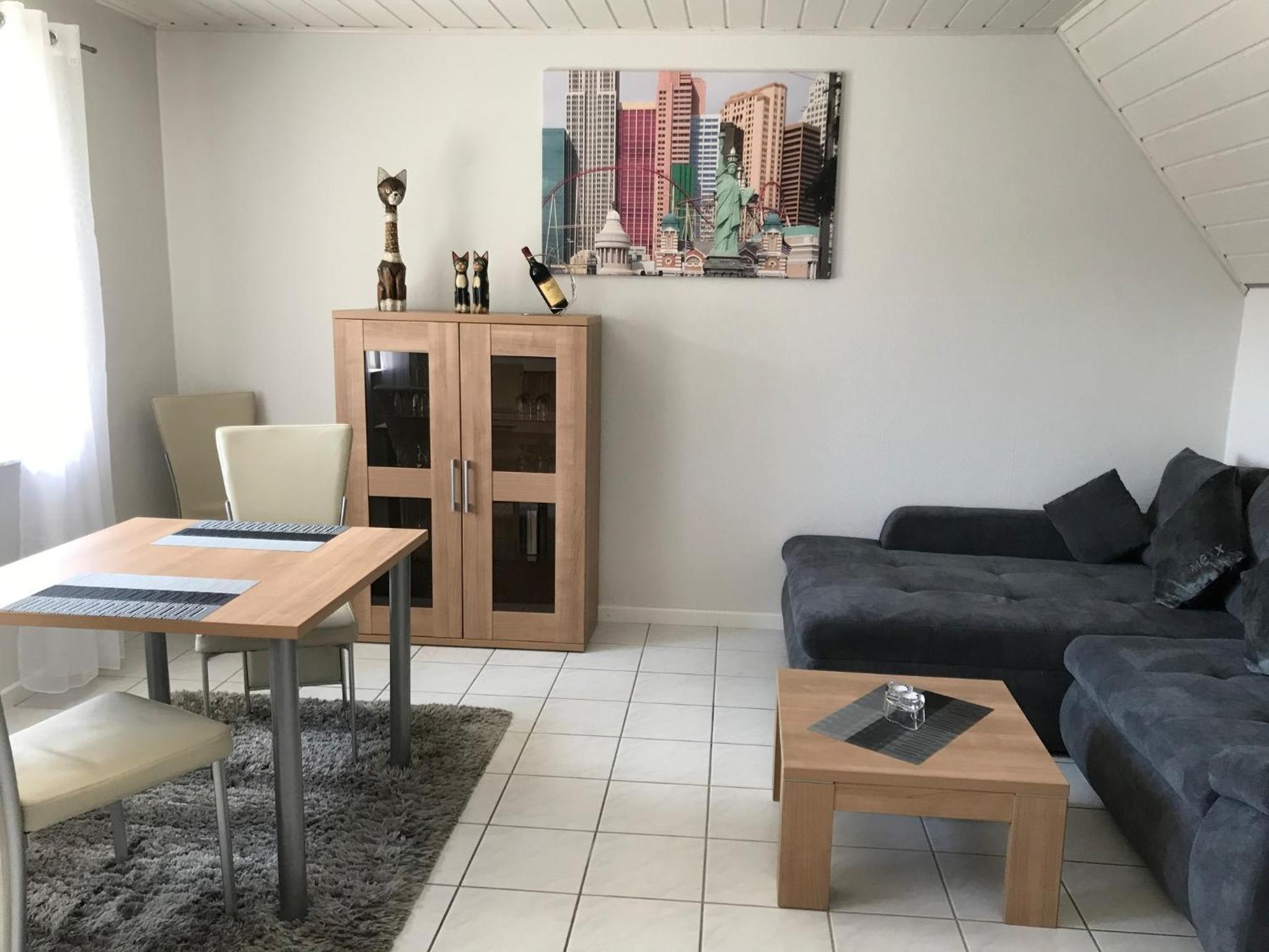 Apartment photo 2