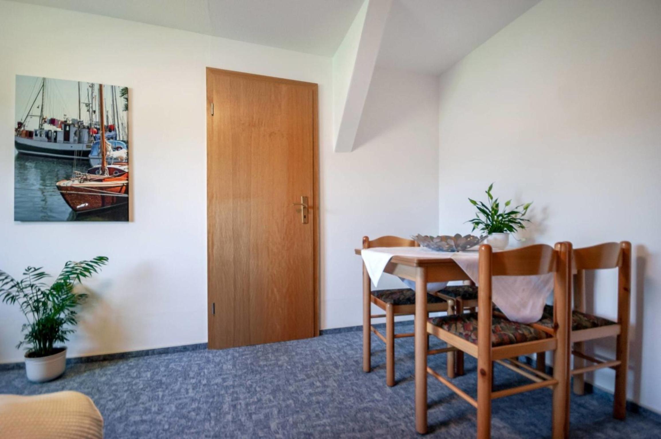 Apartment photo 3