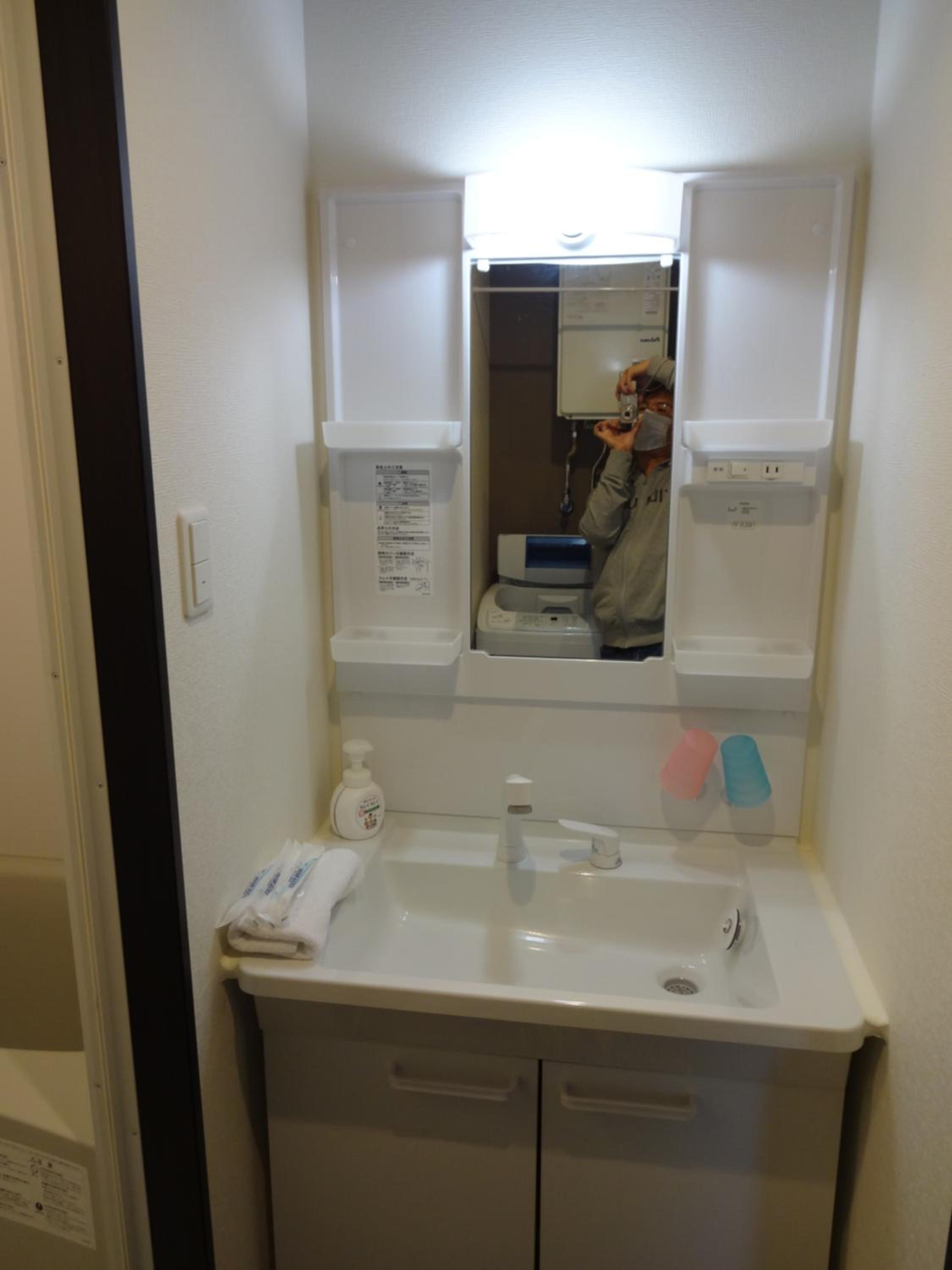 One-Bedroom Apartment - Photo 76