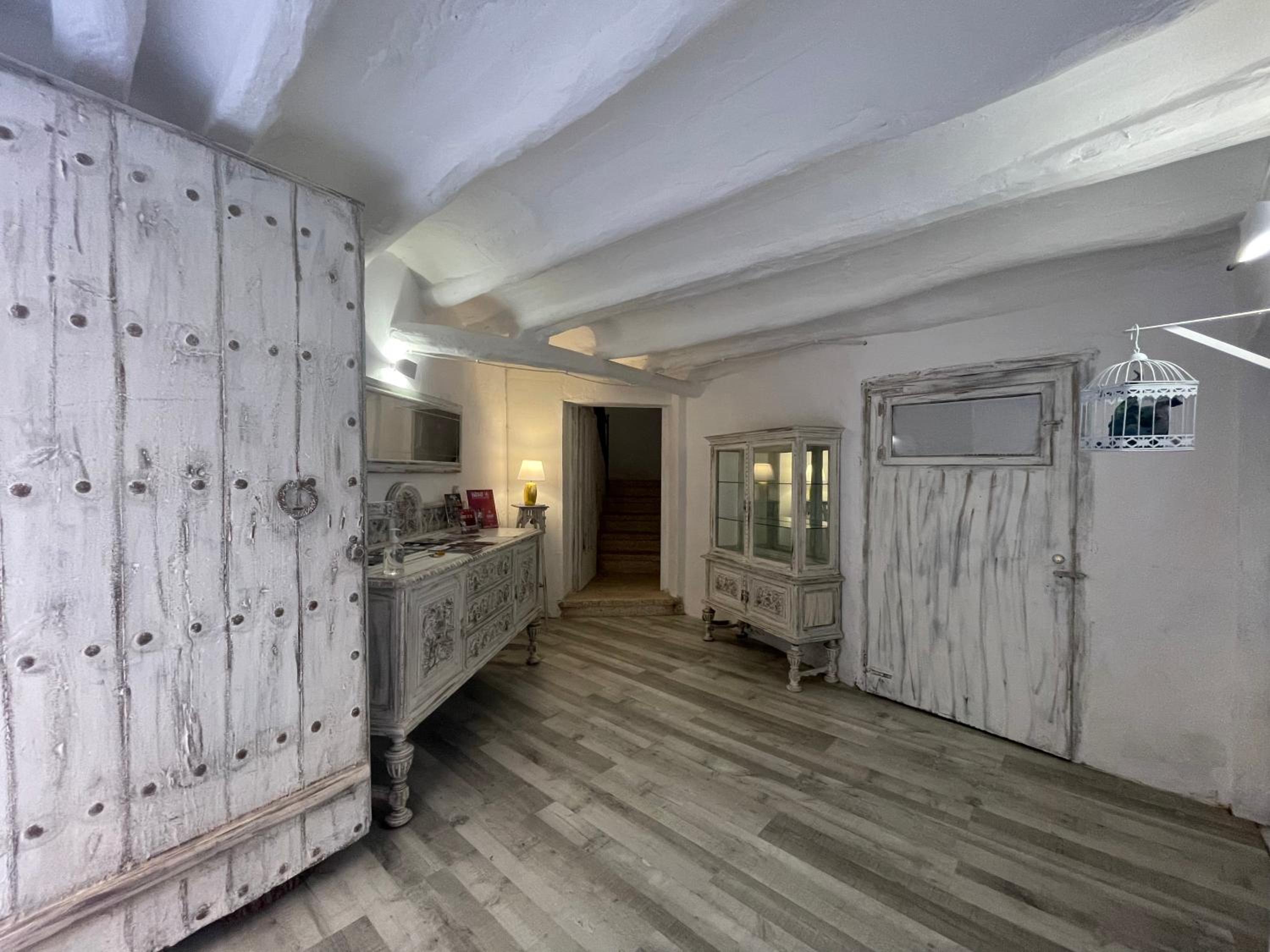 Two-Bedroom Apartment - Photo 1