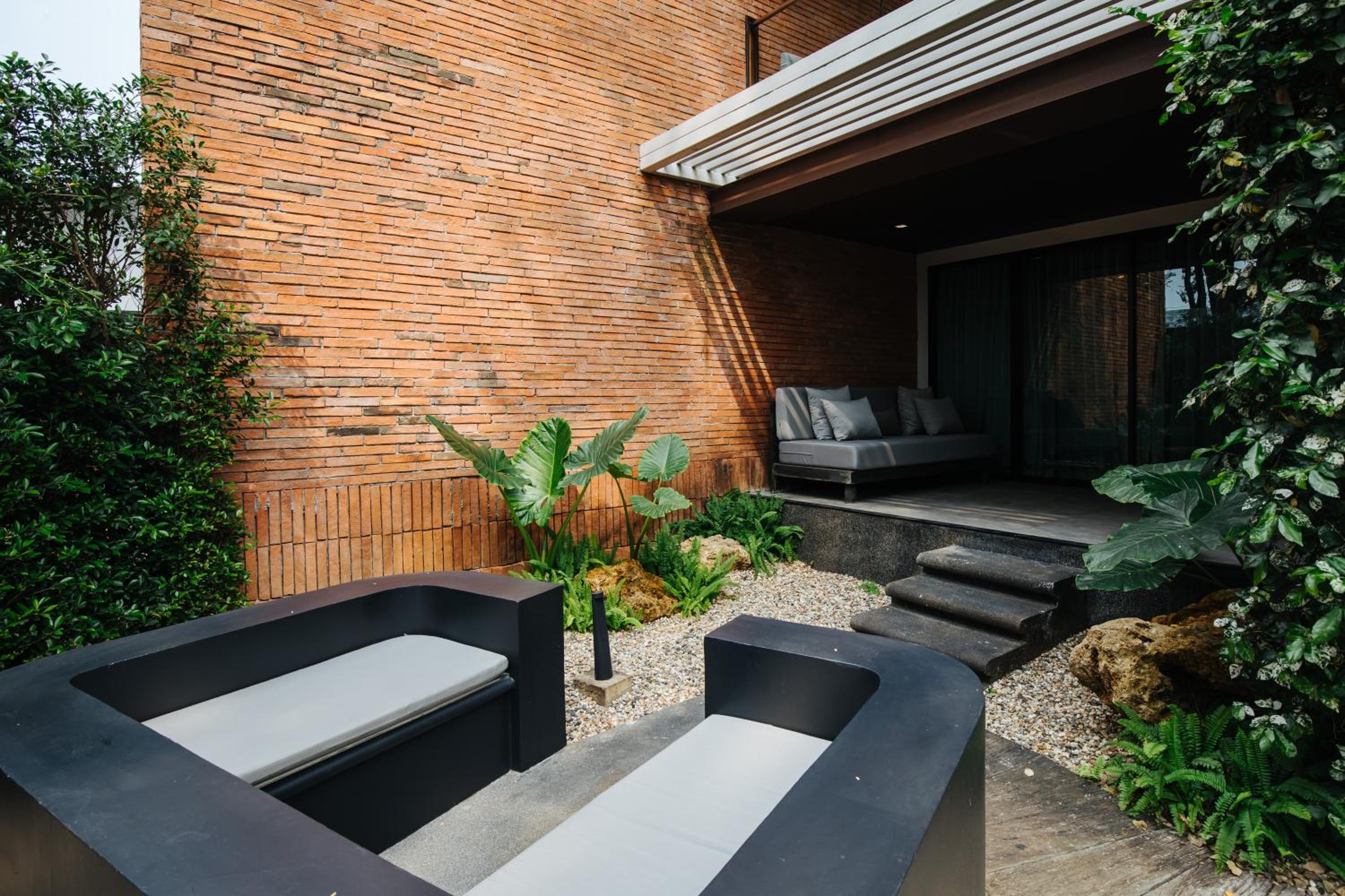 Garden View Suite - Photo 5