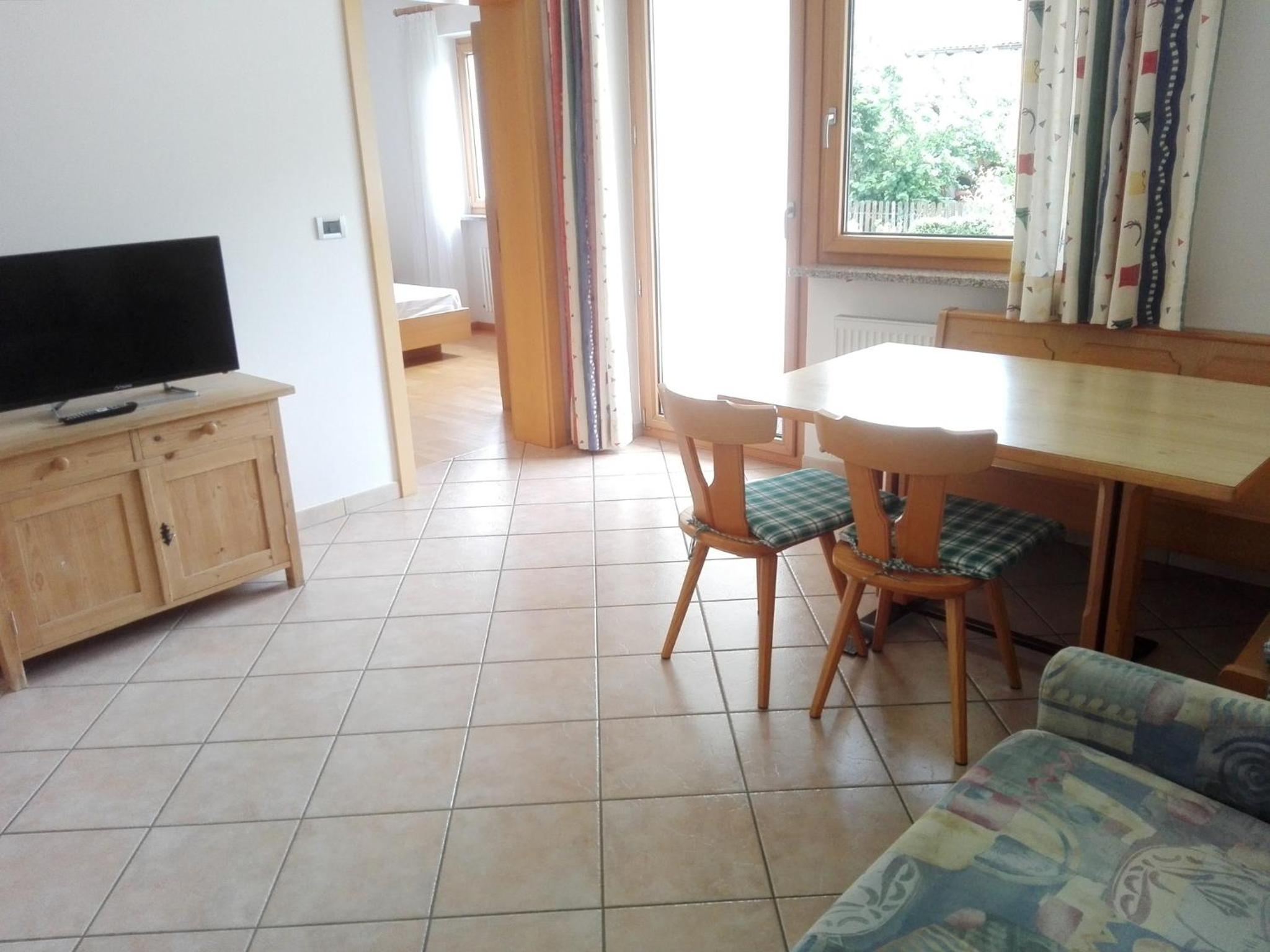 Apartment photo 2