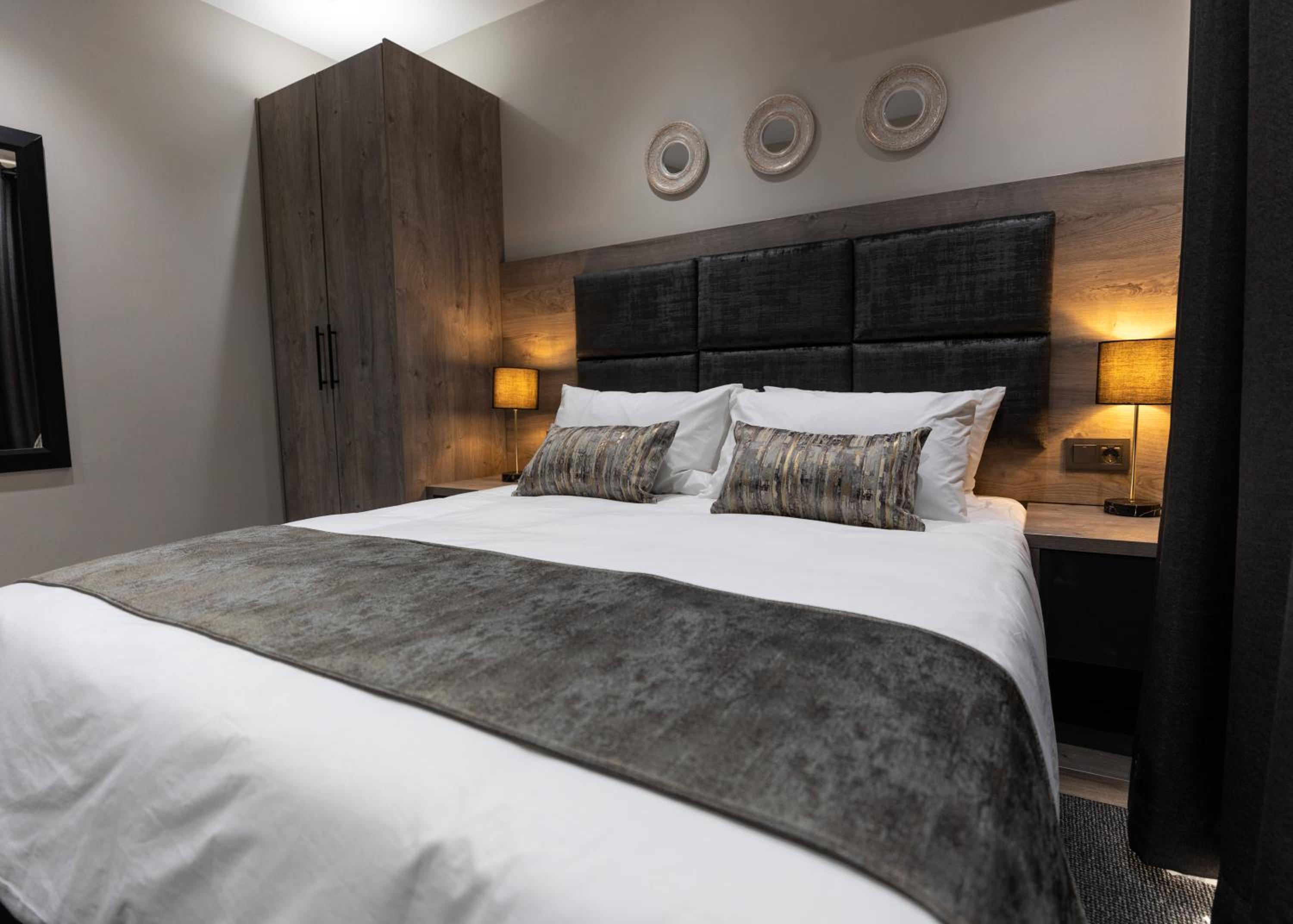Standard Double Room - Photo 4