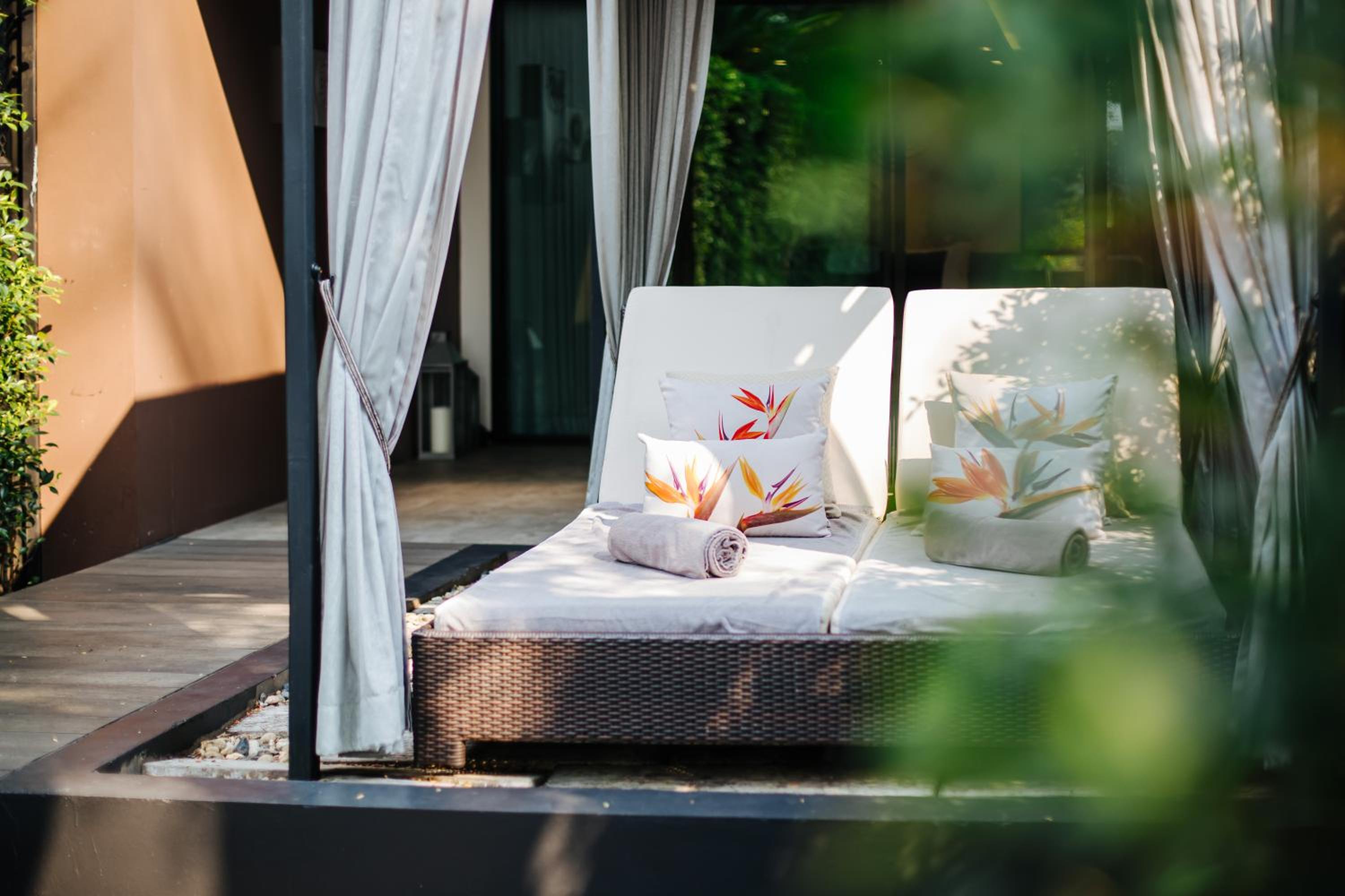 Pool Suite - Photo 4