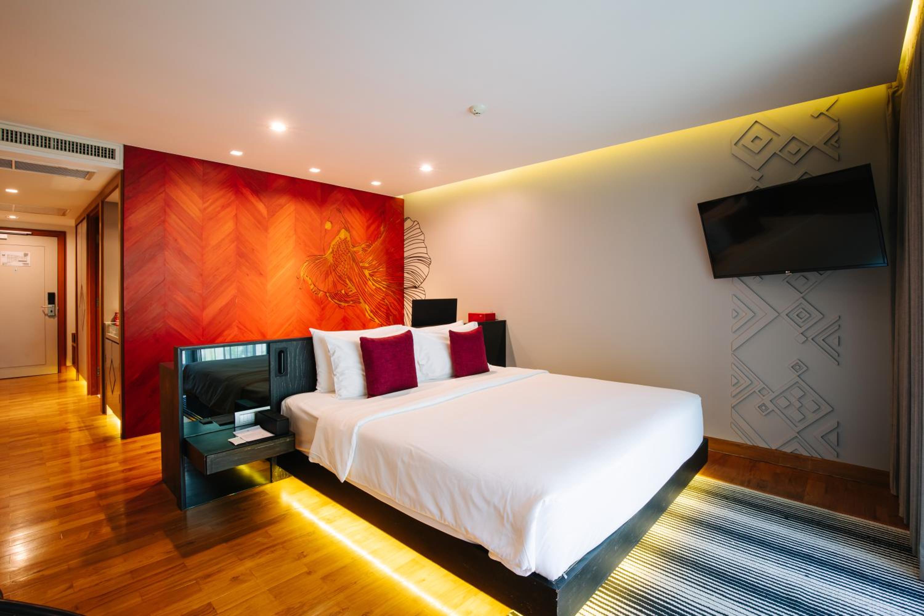 River View Suite - Photo 1