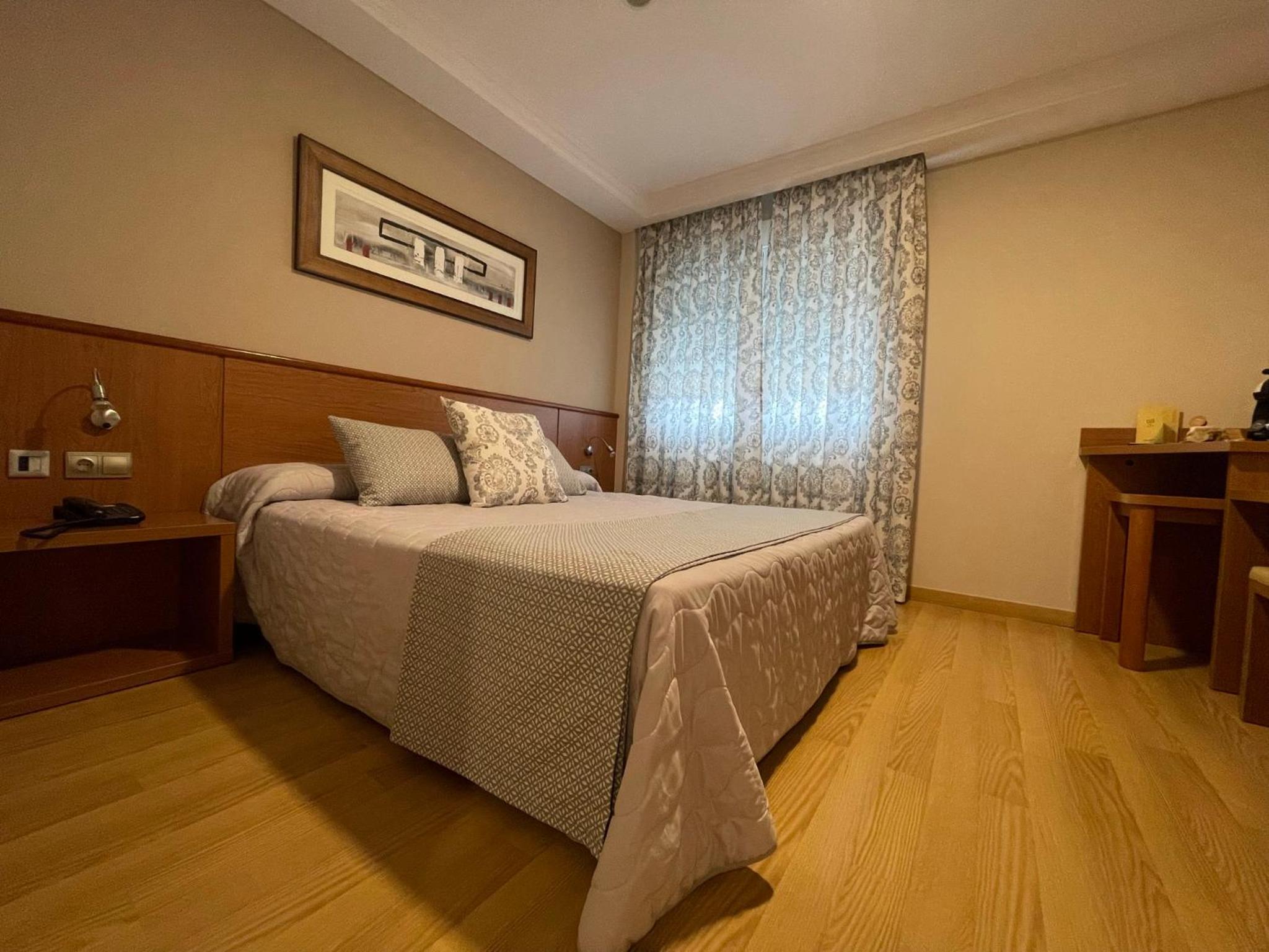 Double Room - Photo 1