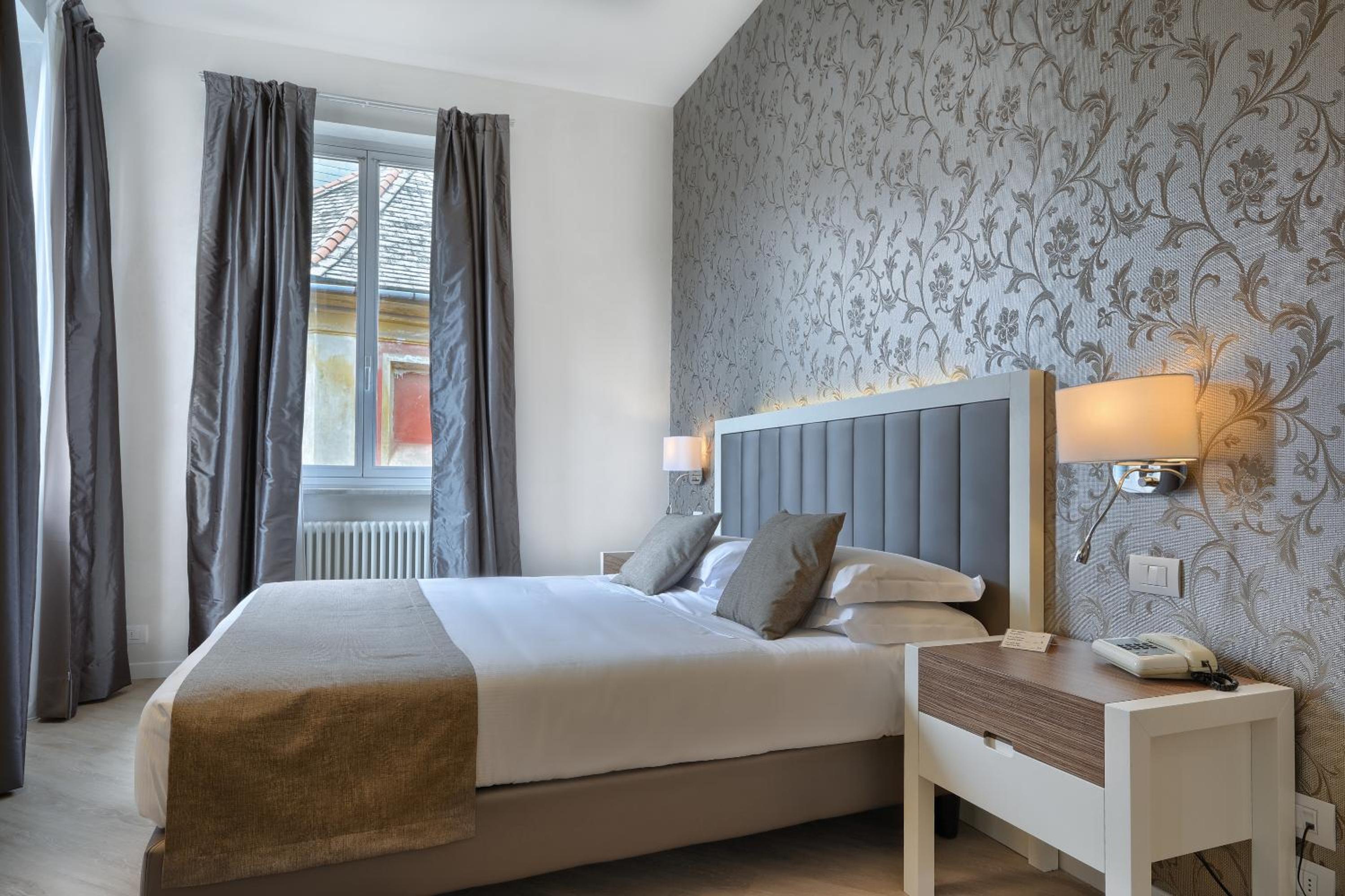 Deluxe Double or Twin Room - Photo 85