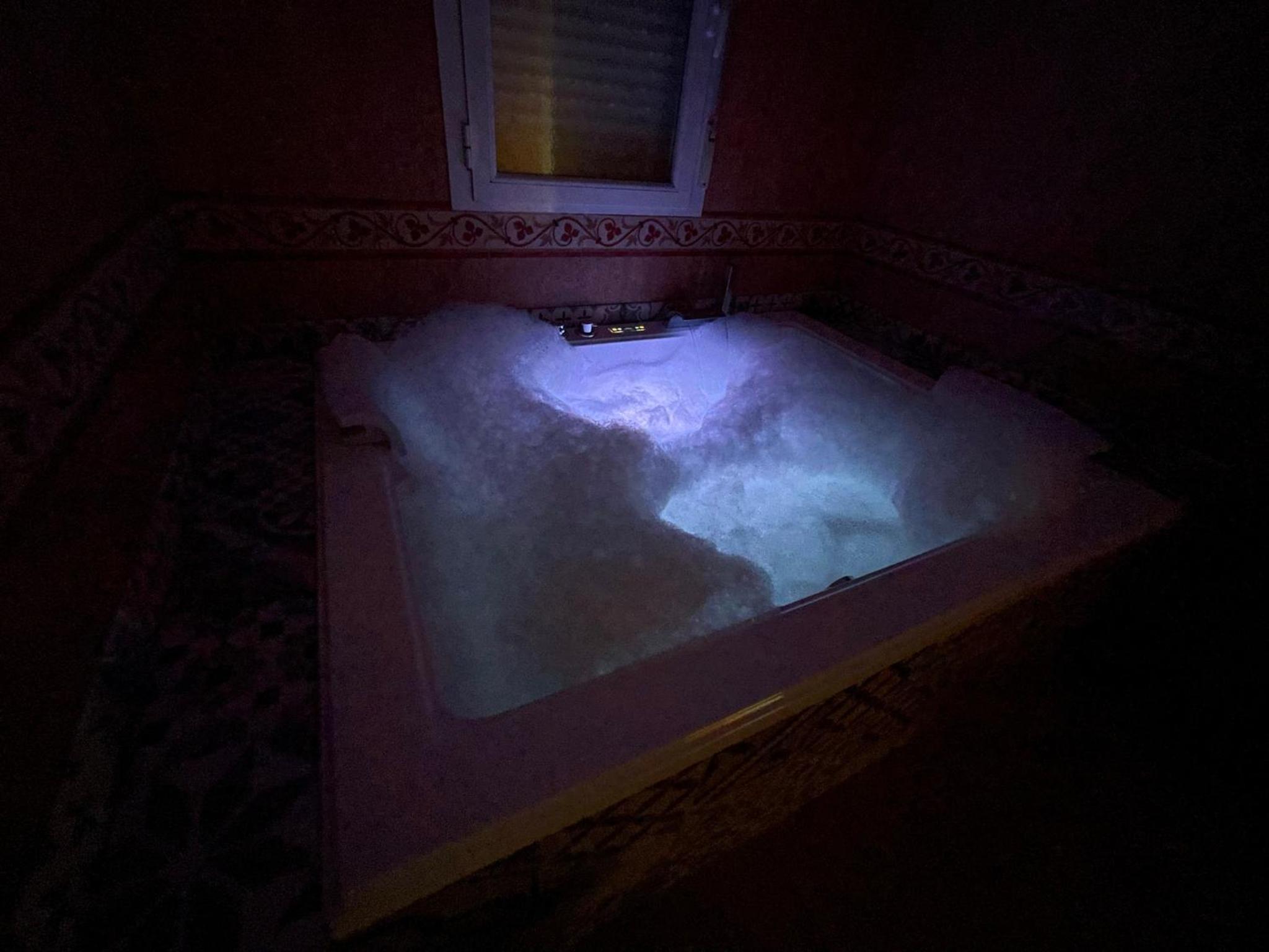Deluxe Suite - Photo 17