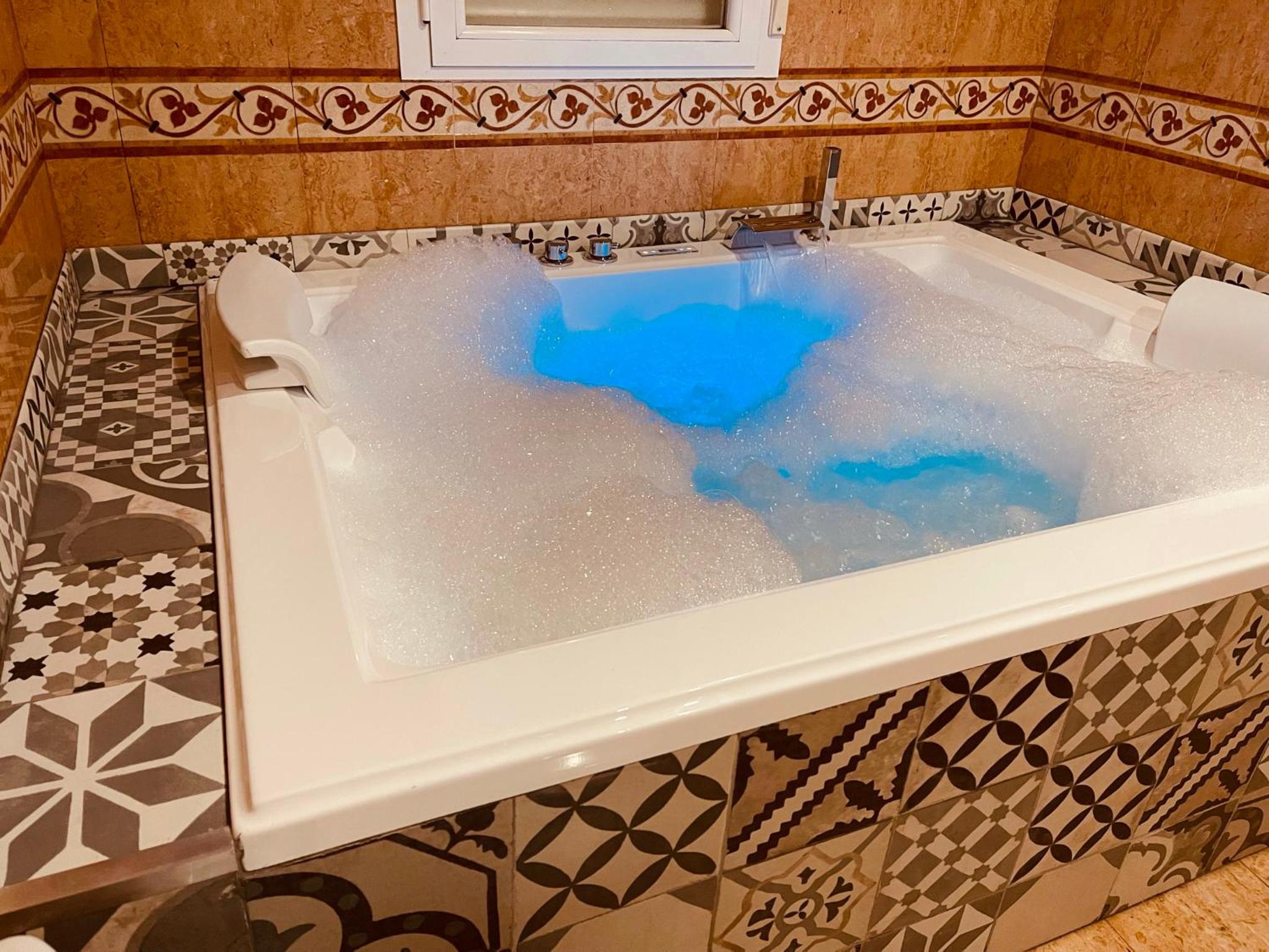 Deluxe Suite - Photo 22
