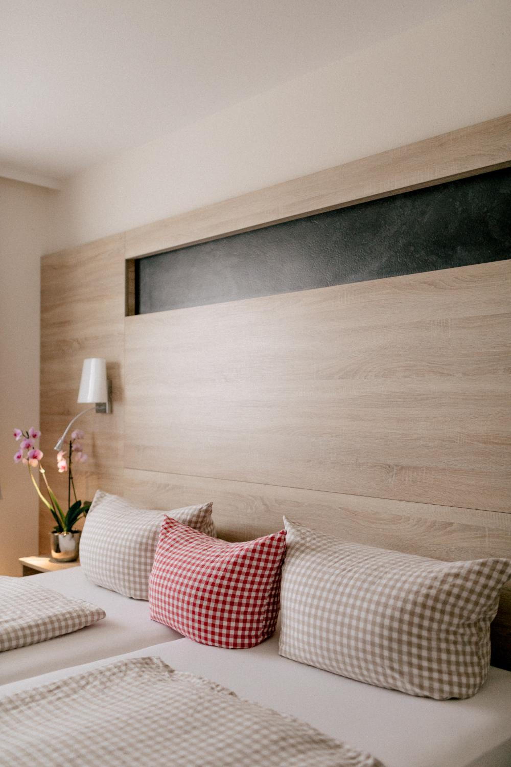 Family Room - Photo 9