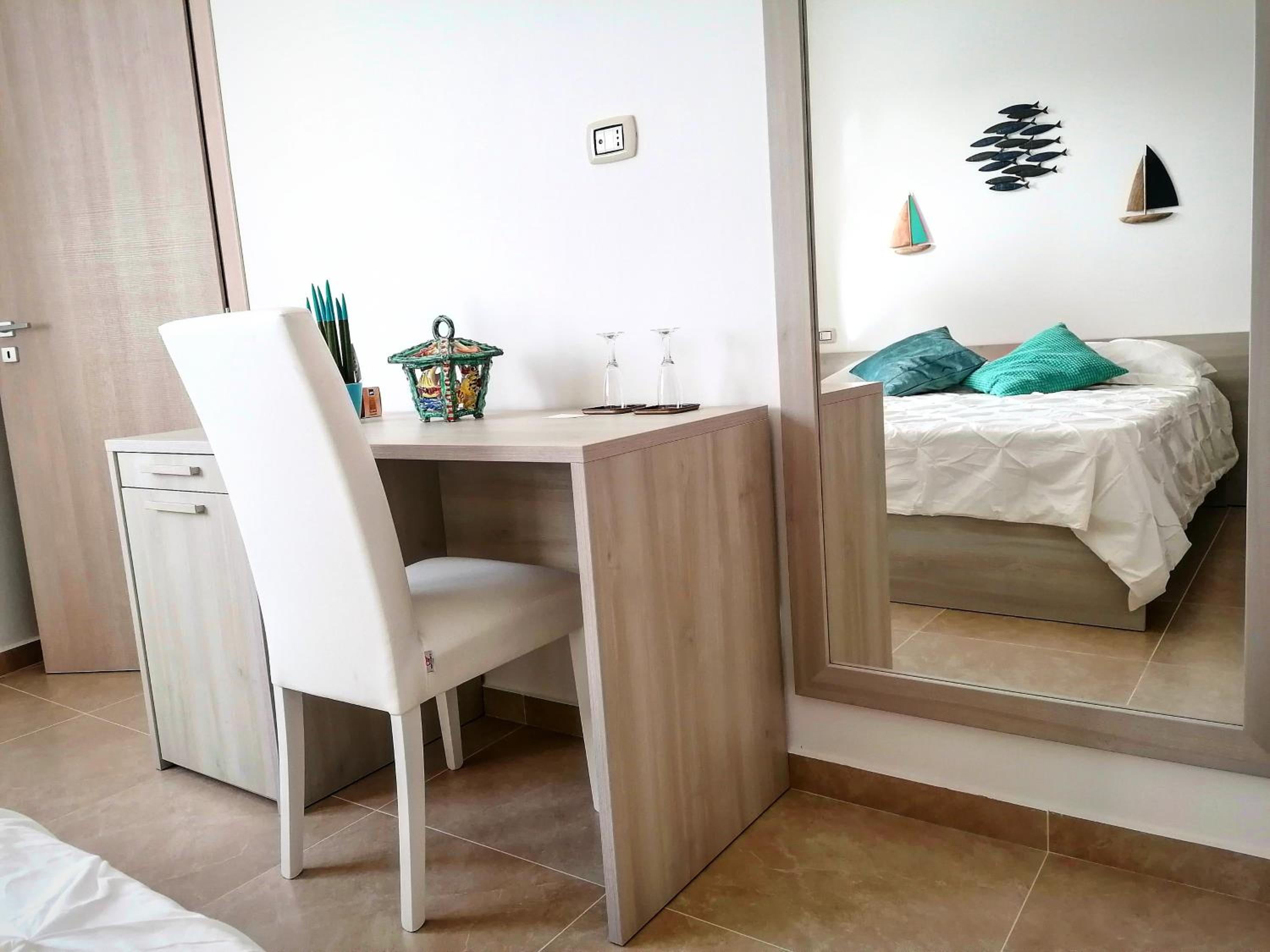 Double Room - Photo 4