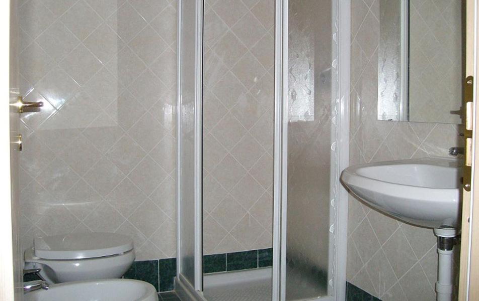 One-Bedroom Apartment (2 Adults) photo 3