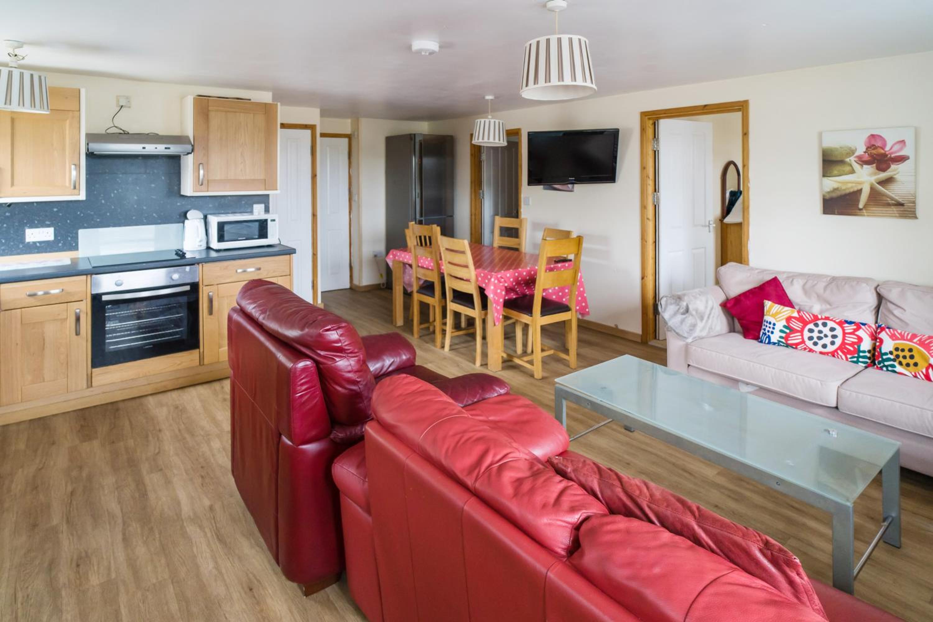 Mobile Home - Photo 1