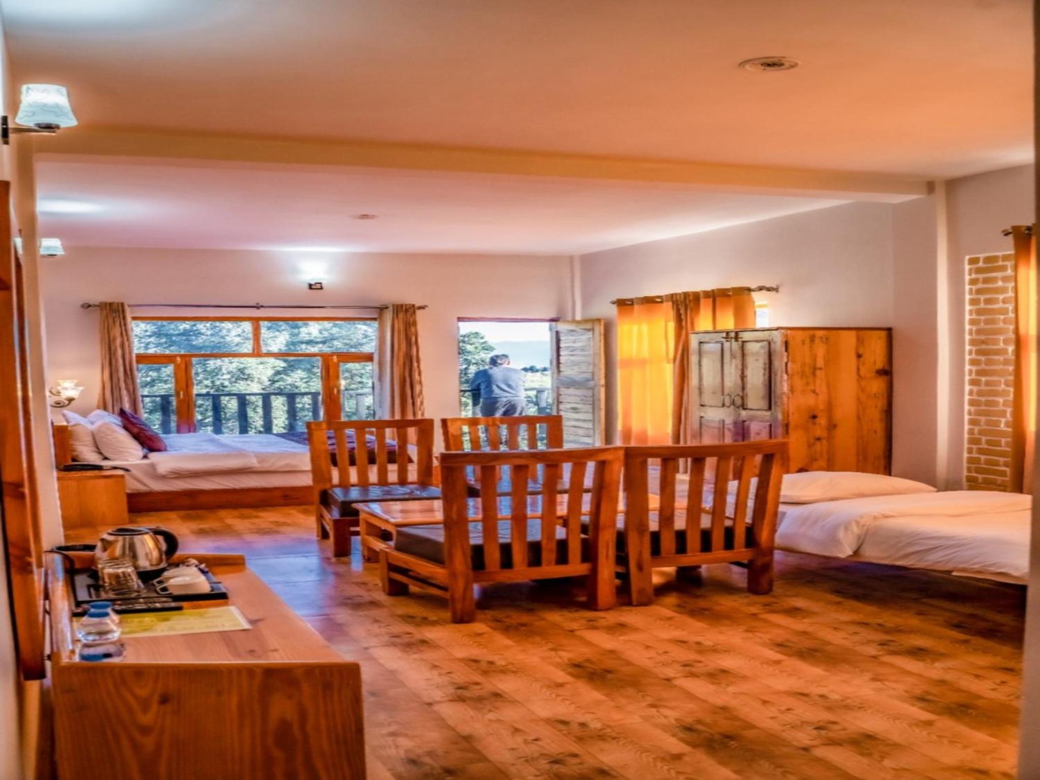 Superior Triple Room With Balcony - Mountain View