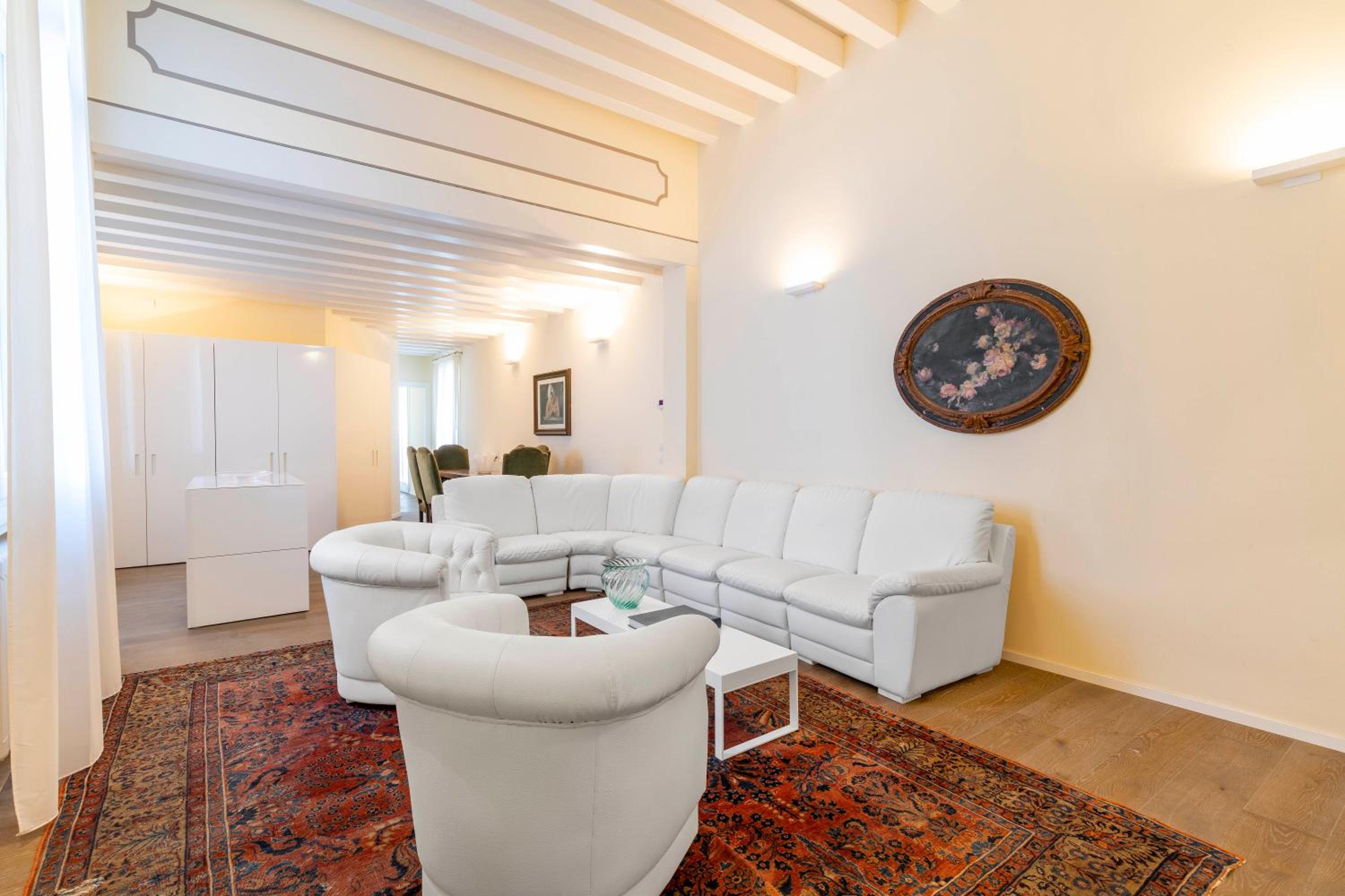 Superior Apartment photo 3