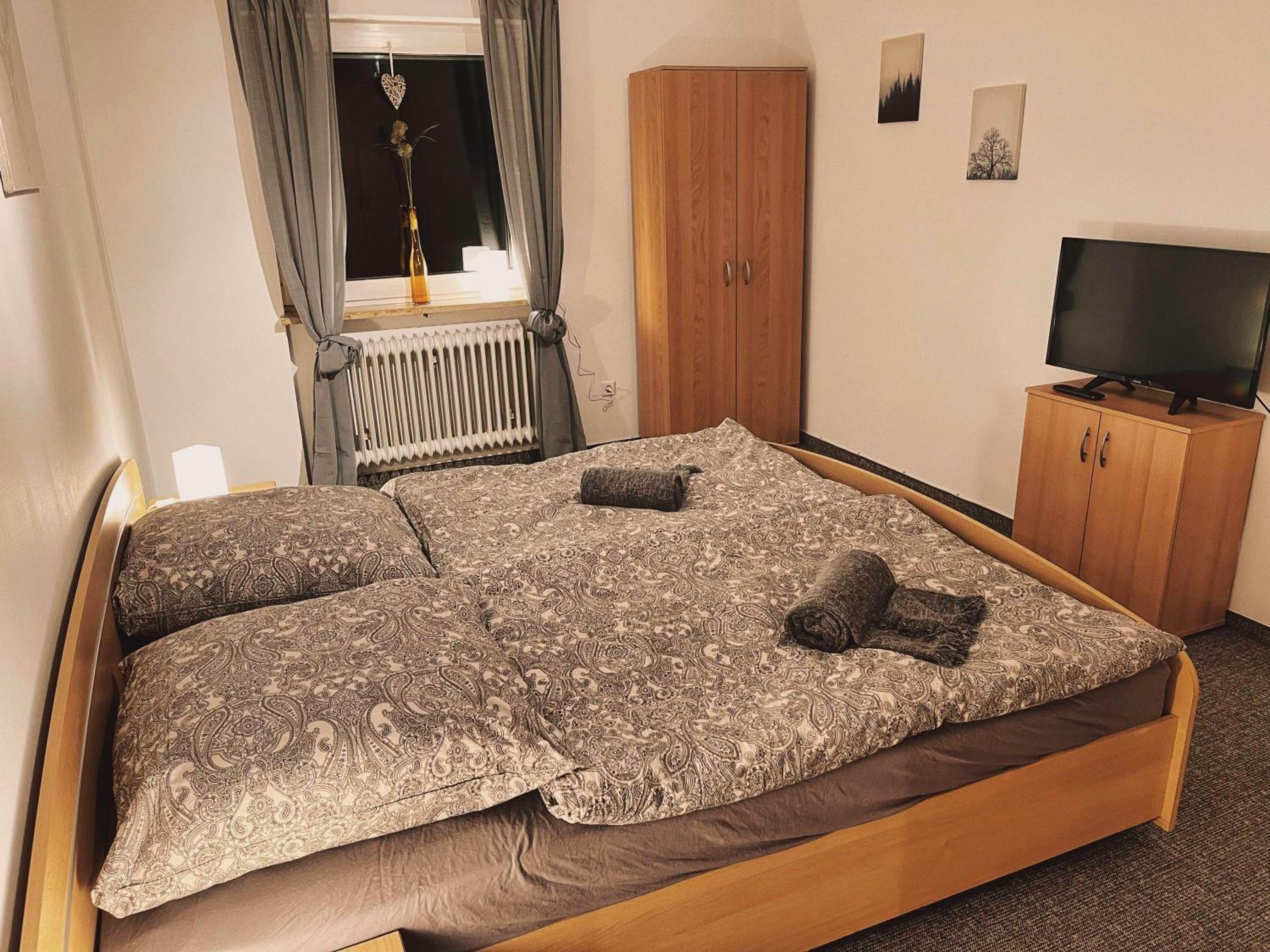 Three-Bedroom House photo 2