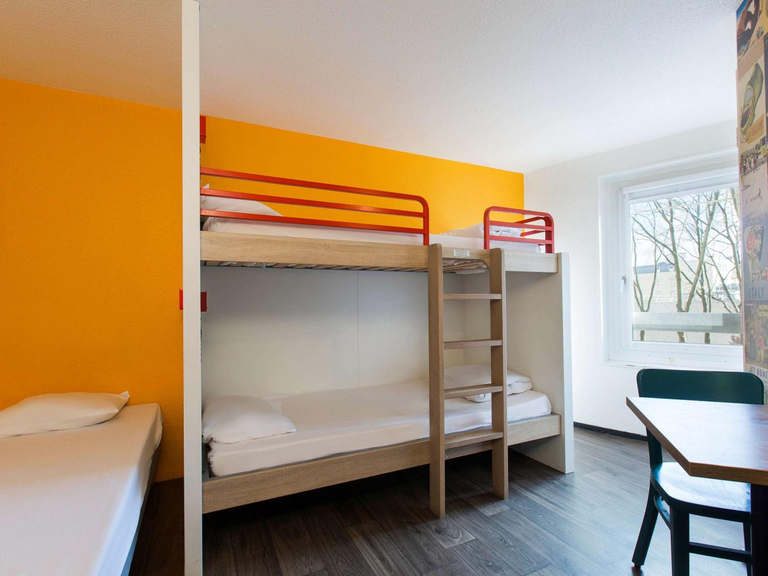 Cabrio Triple Room with Bathroom photo 3