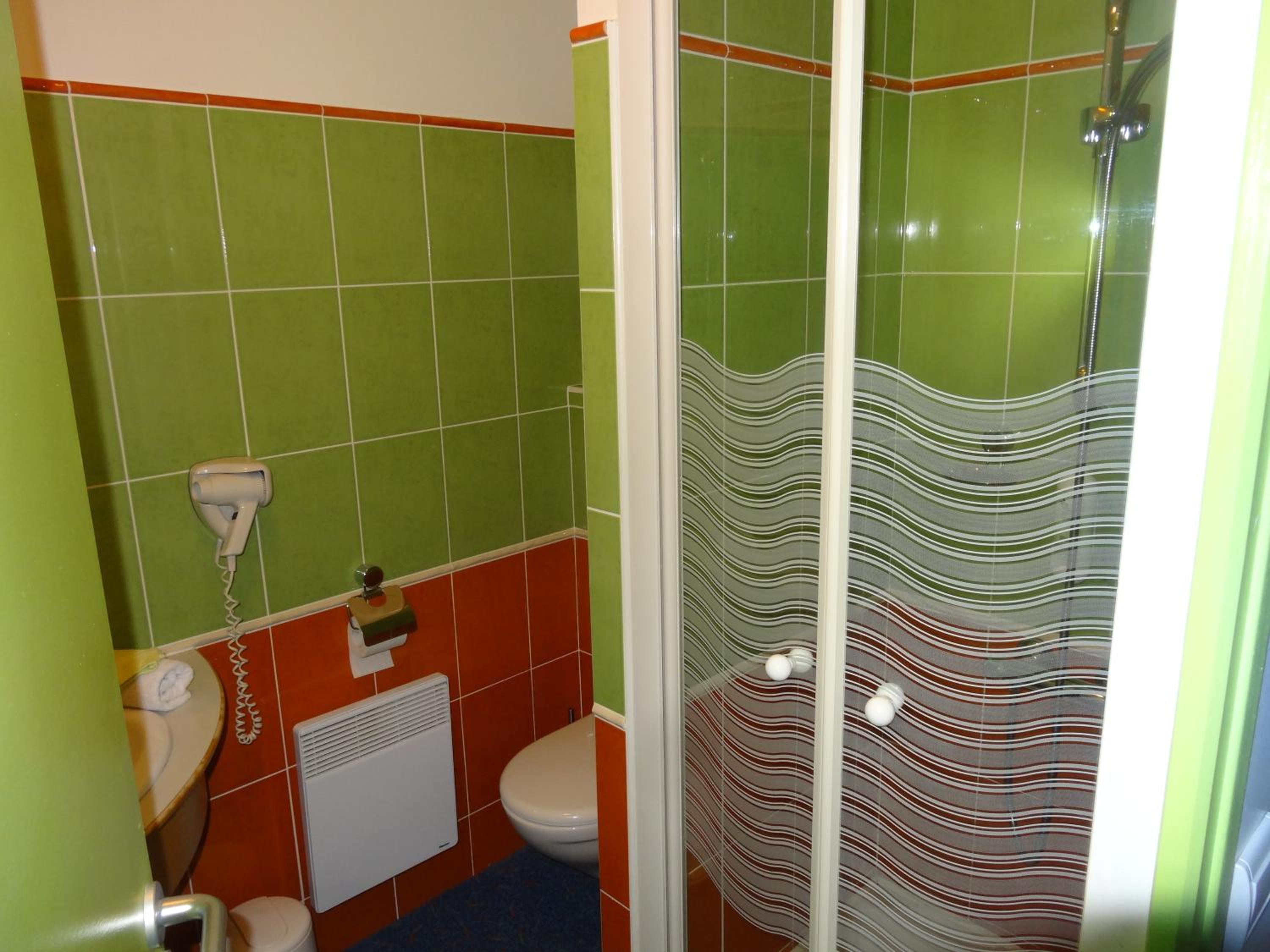 Double Room - Street Side photo 3