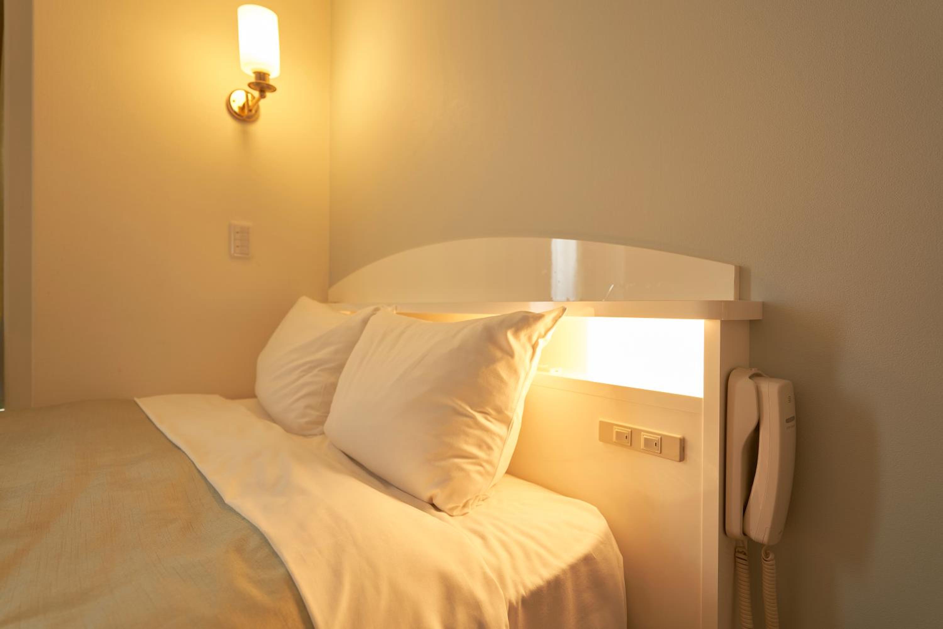 Semi Double Room - Smoking  - Photo 15