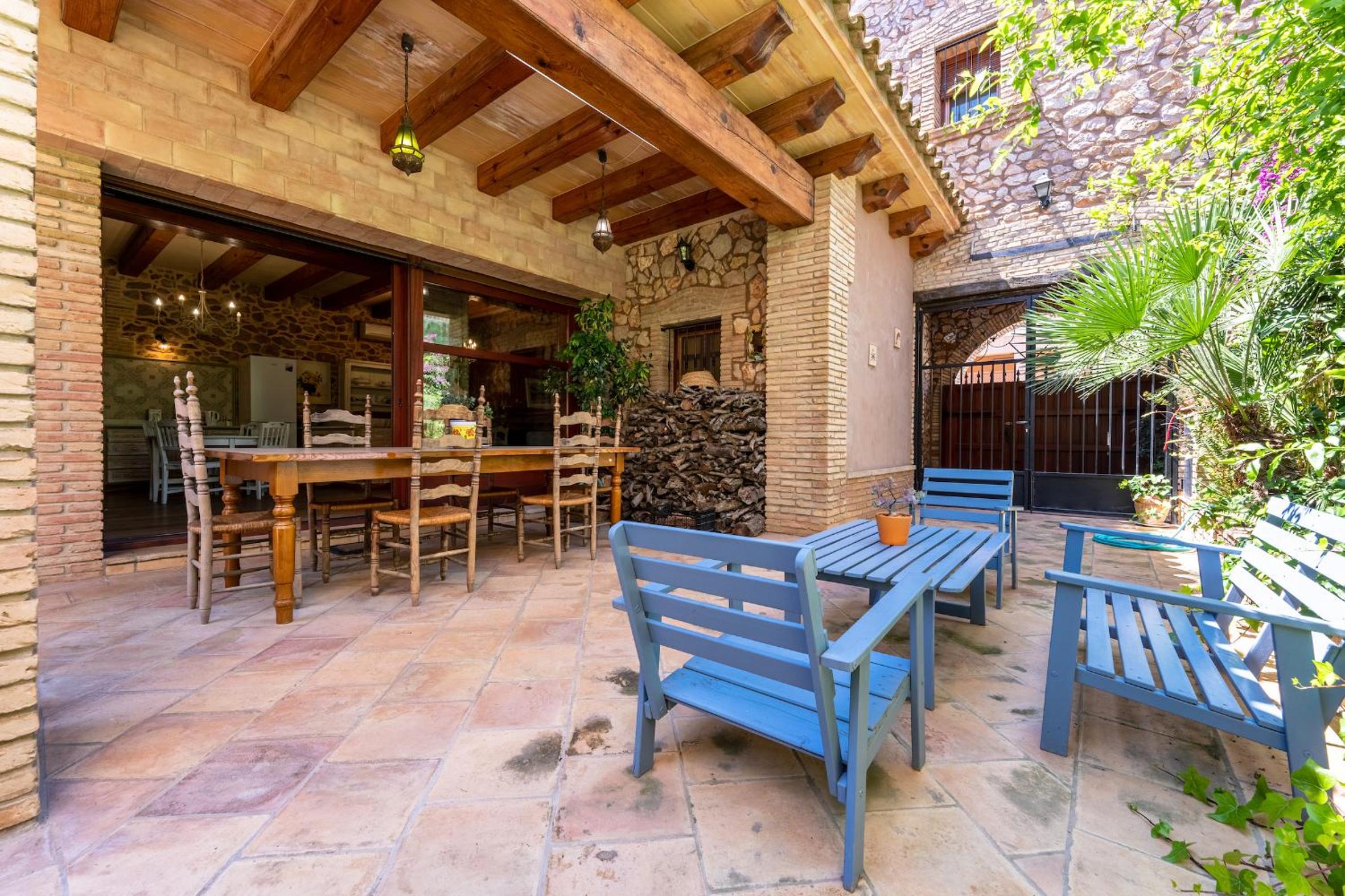 Three-Bedroom House - Photo 19