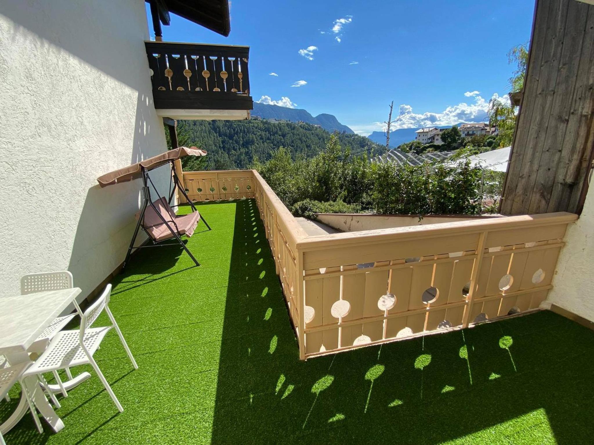 Family Room with Balcony - Photo 4