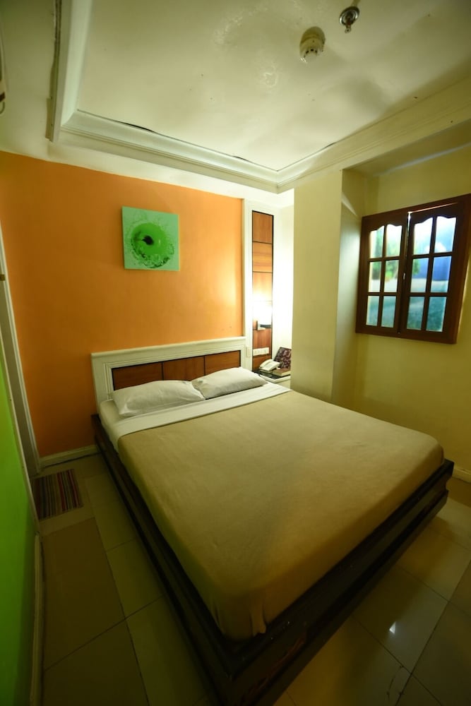 Deluxe Double Room photo 2