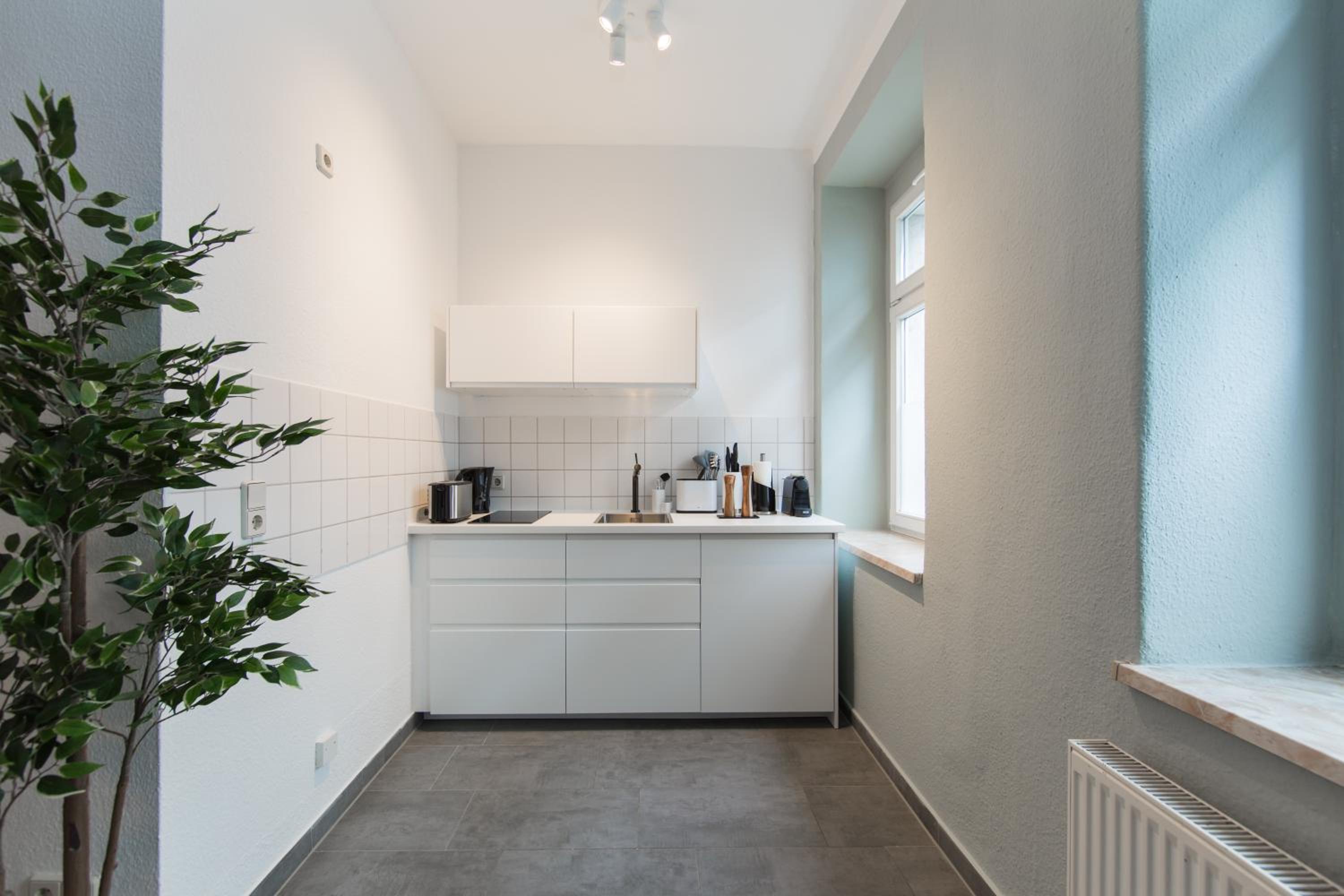 Suite - Photo 10