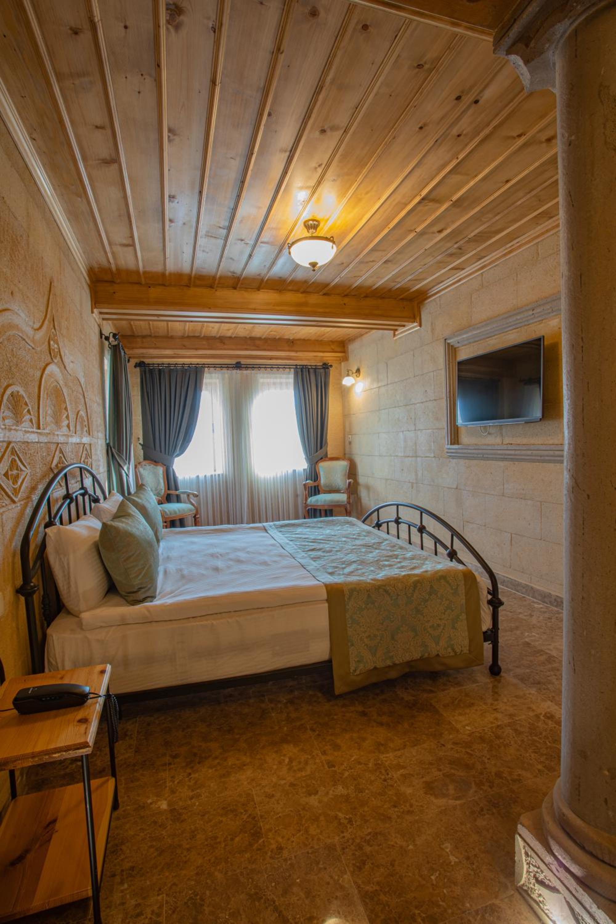 Stone Deluxe Double Room - Photo 18