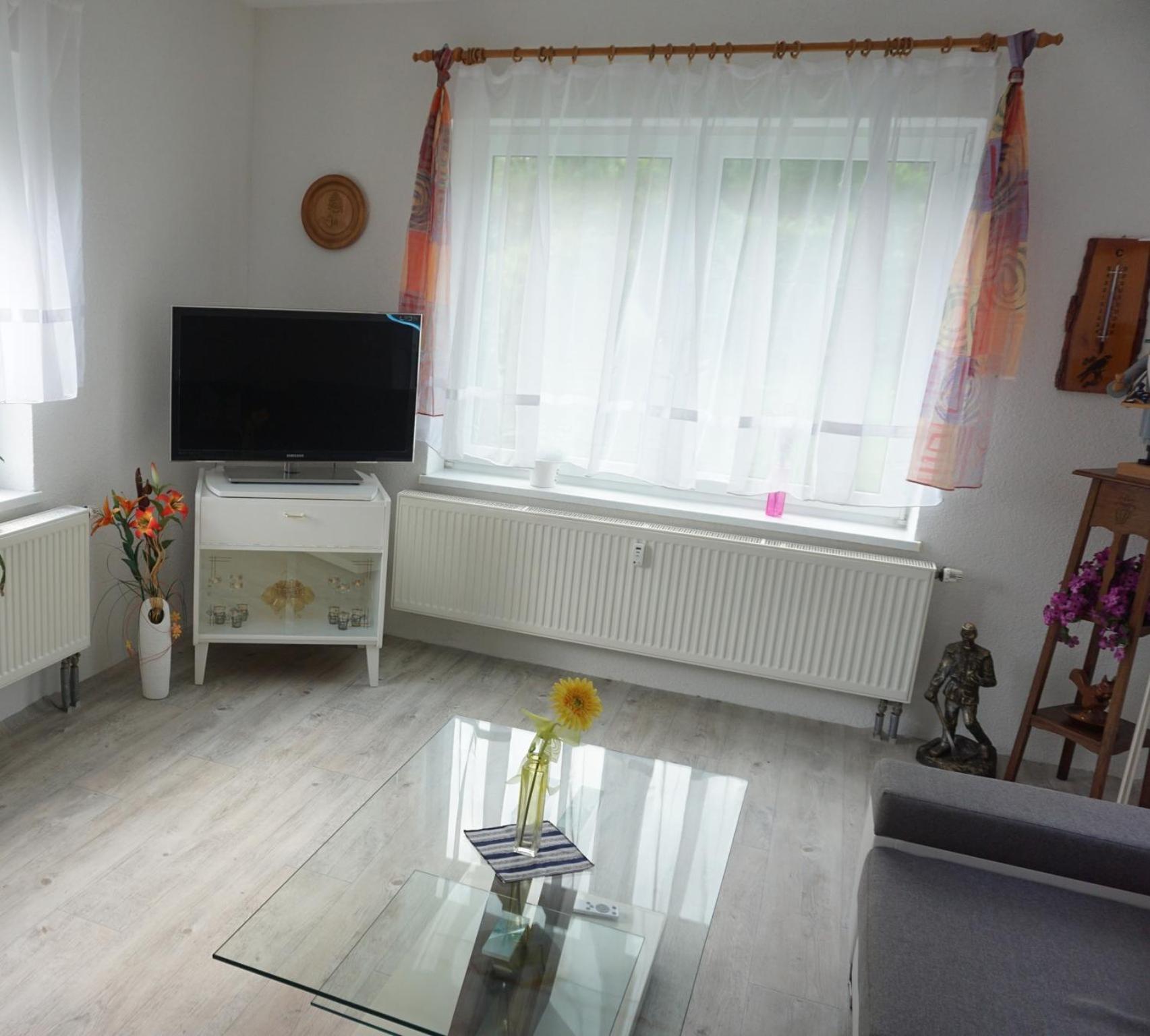 Apartment - Photo 2