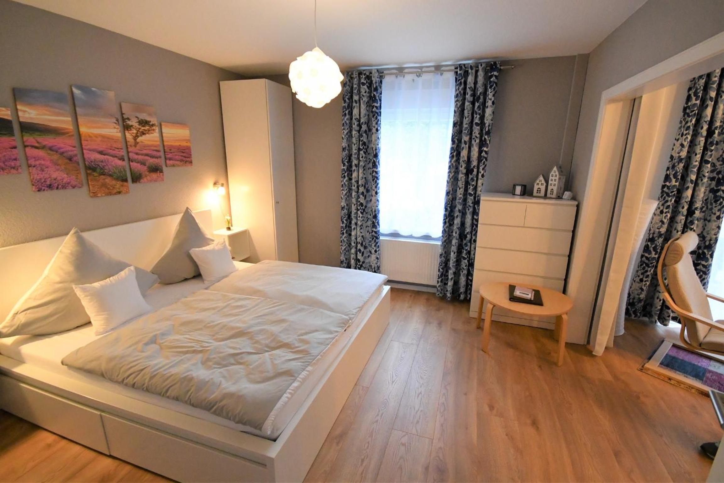 Apartment photo 2