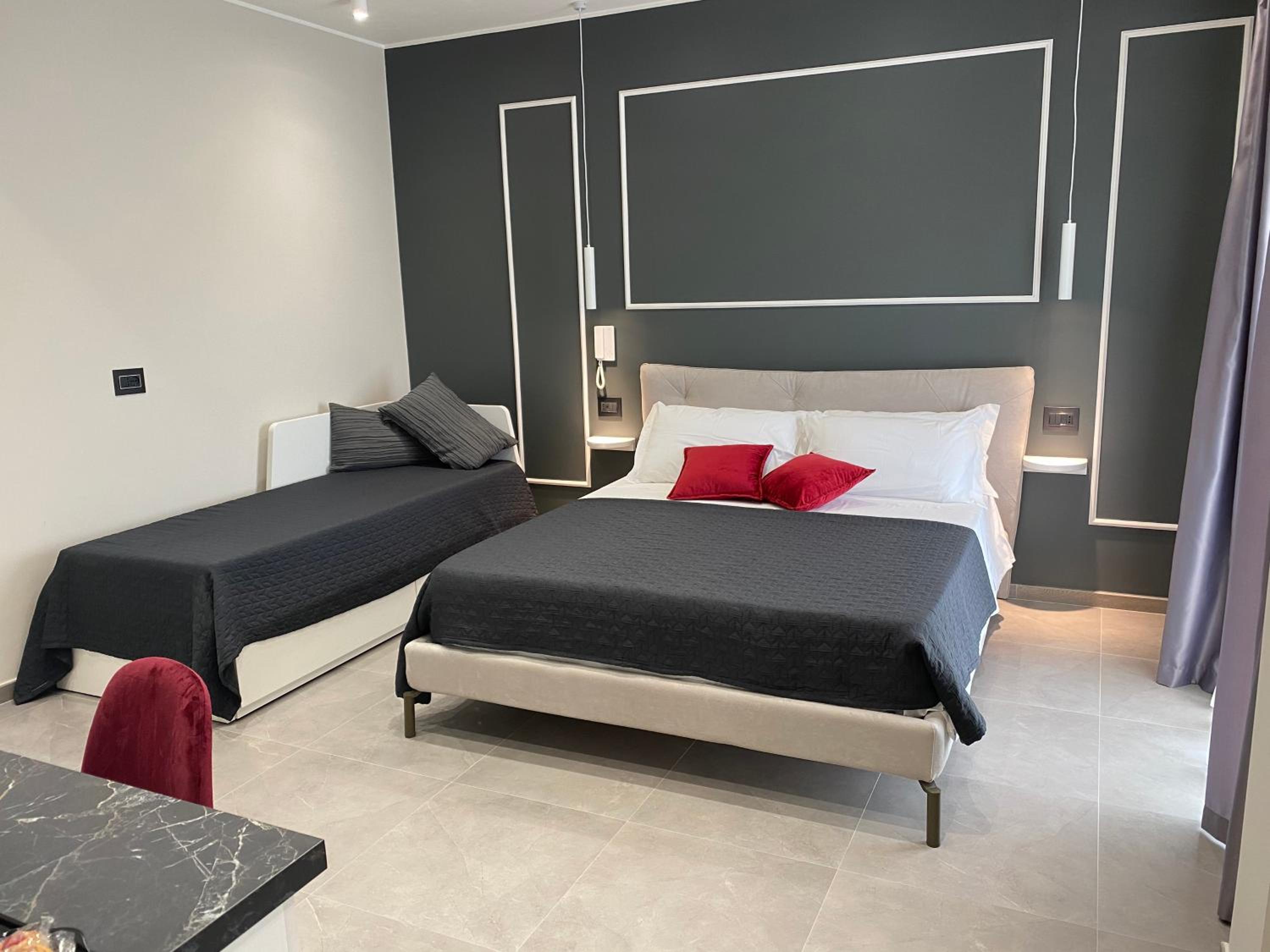 Deluxe Triple Room
