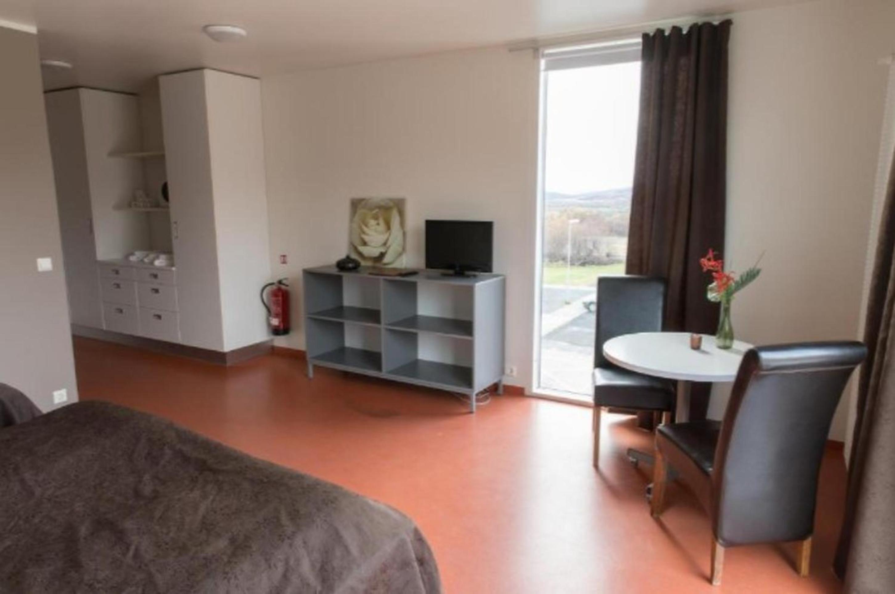 Triple Room - Photo 7