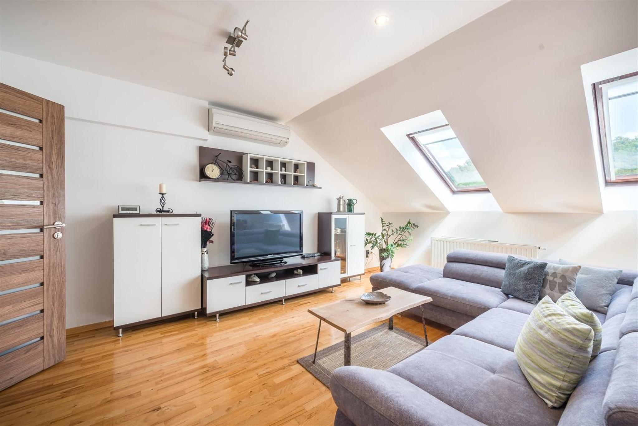 Two-Bedroom Apartment - Photo 17