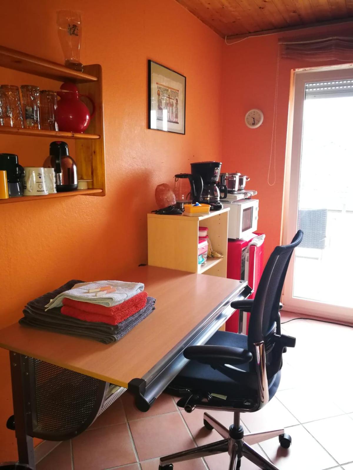 Double Room with Balcony - Photo 3