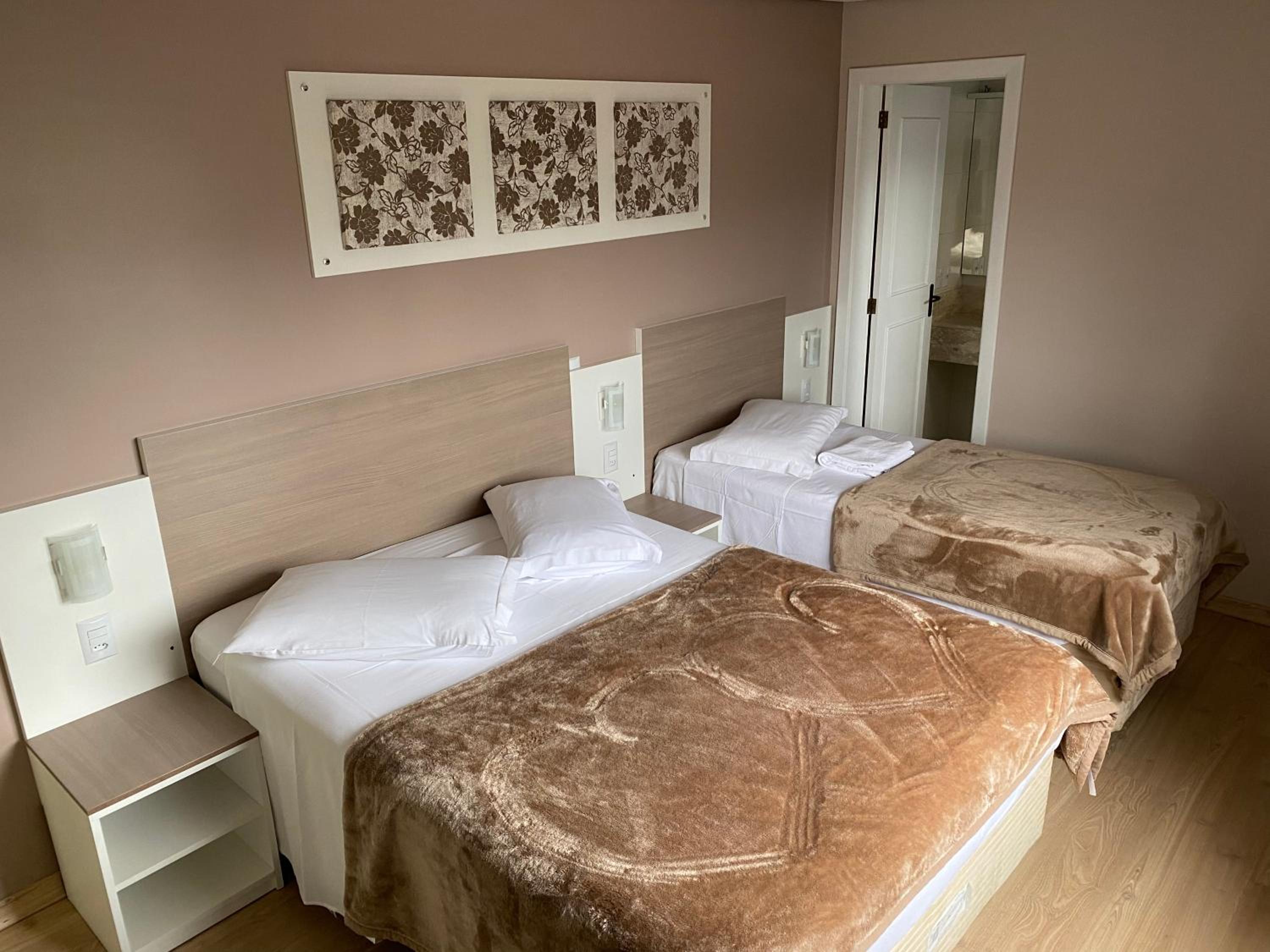 Standard Triple Room photo 2