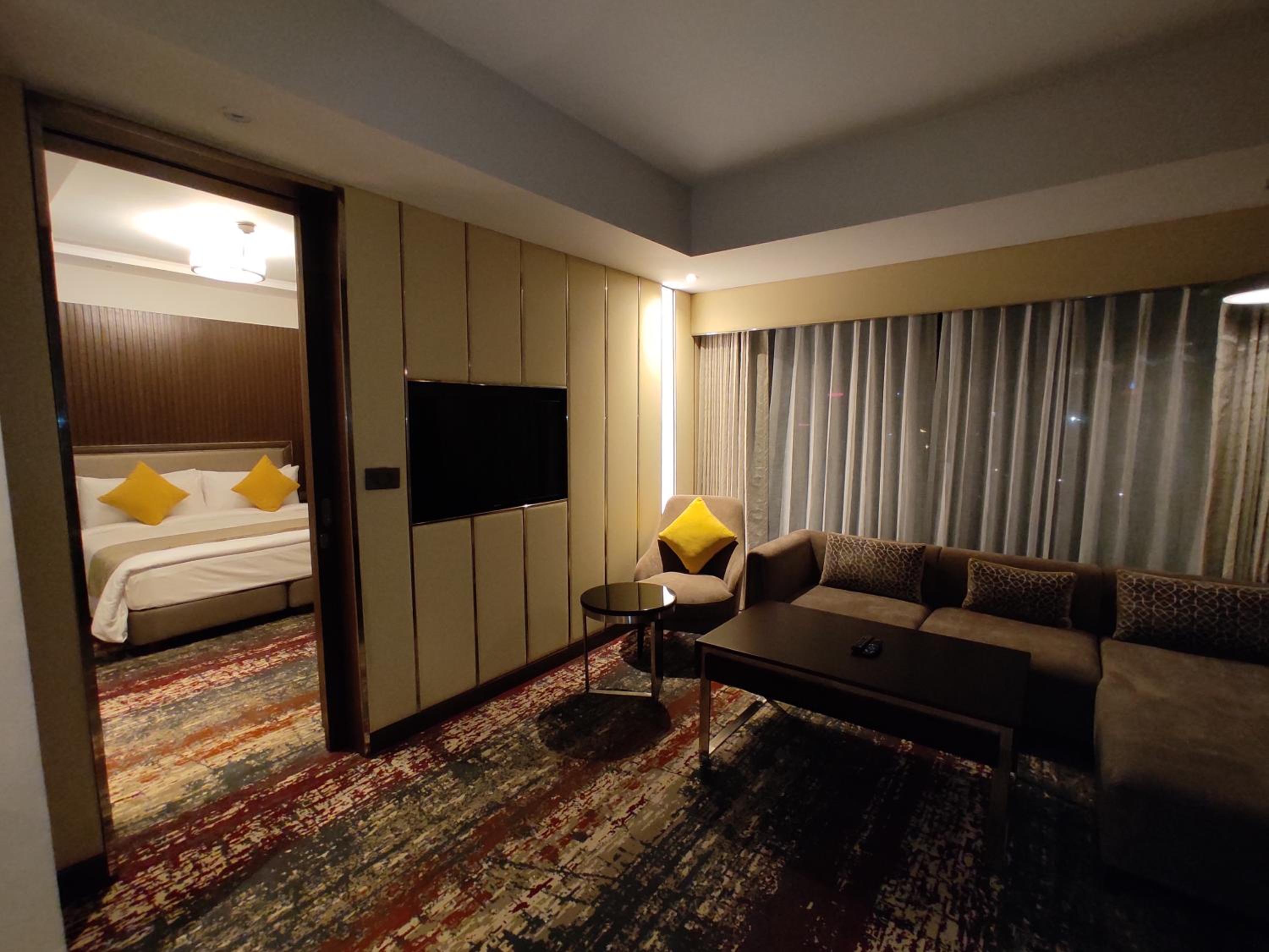 Executive Suite