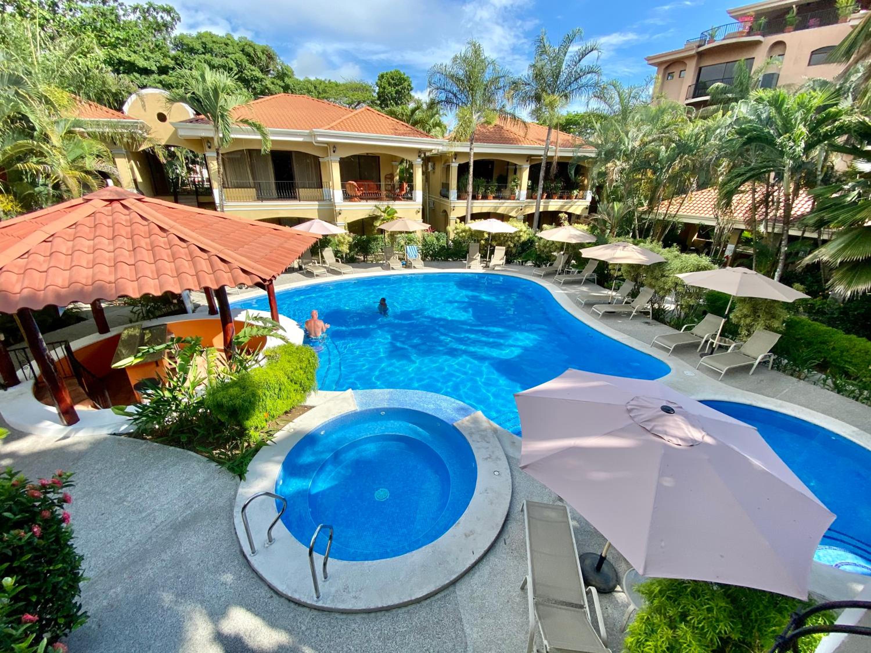 Two-Bedroom Apartment with Balcony - Photo 12