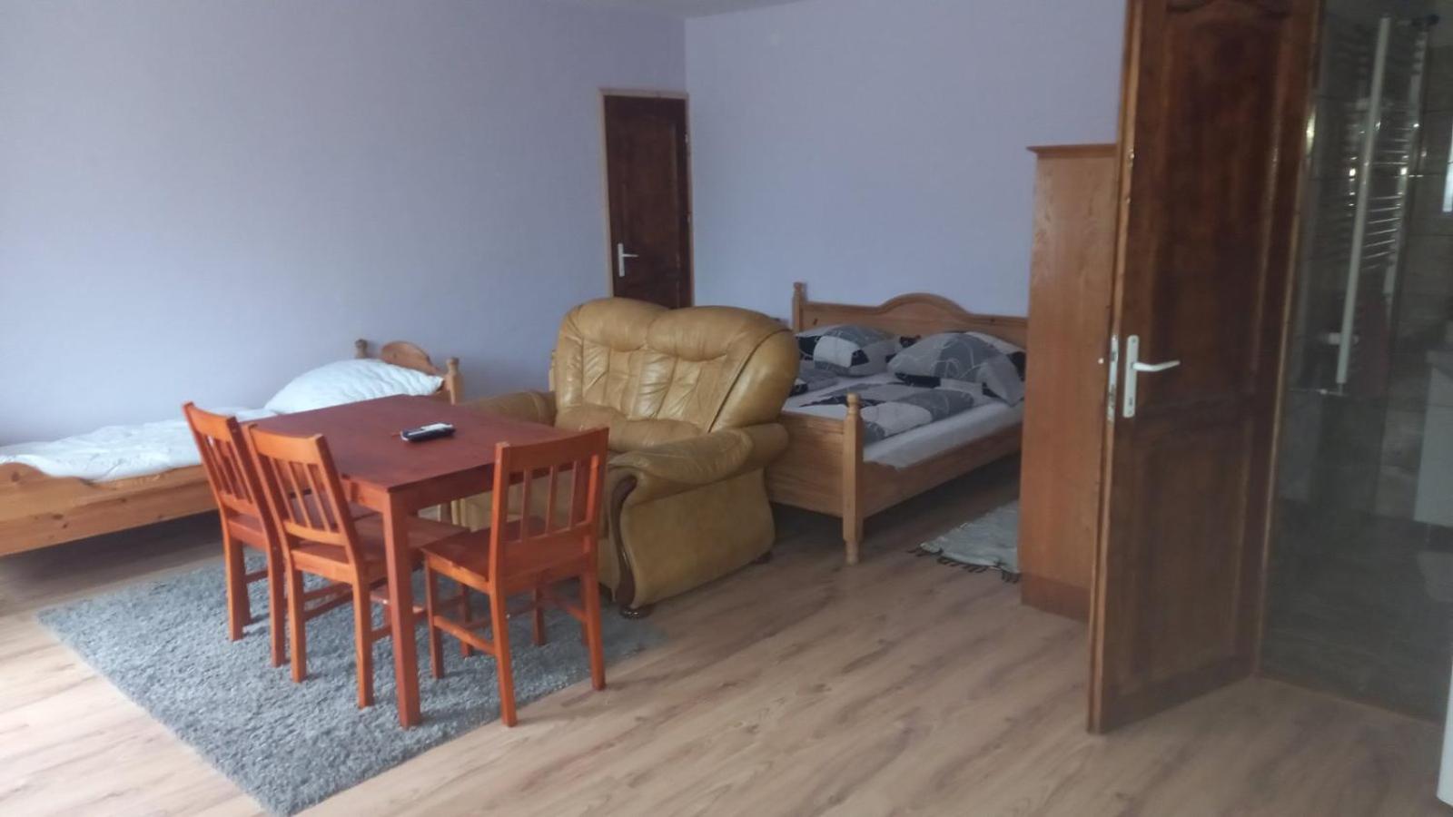 One-Bedroom Apartment with Garden View photo 3