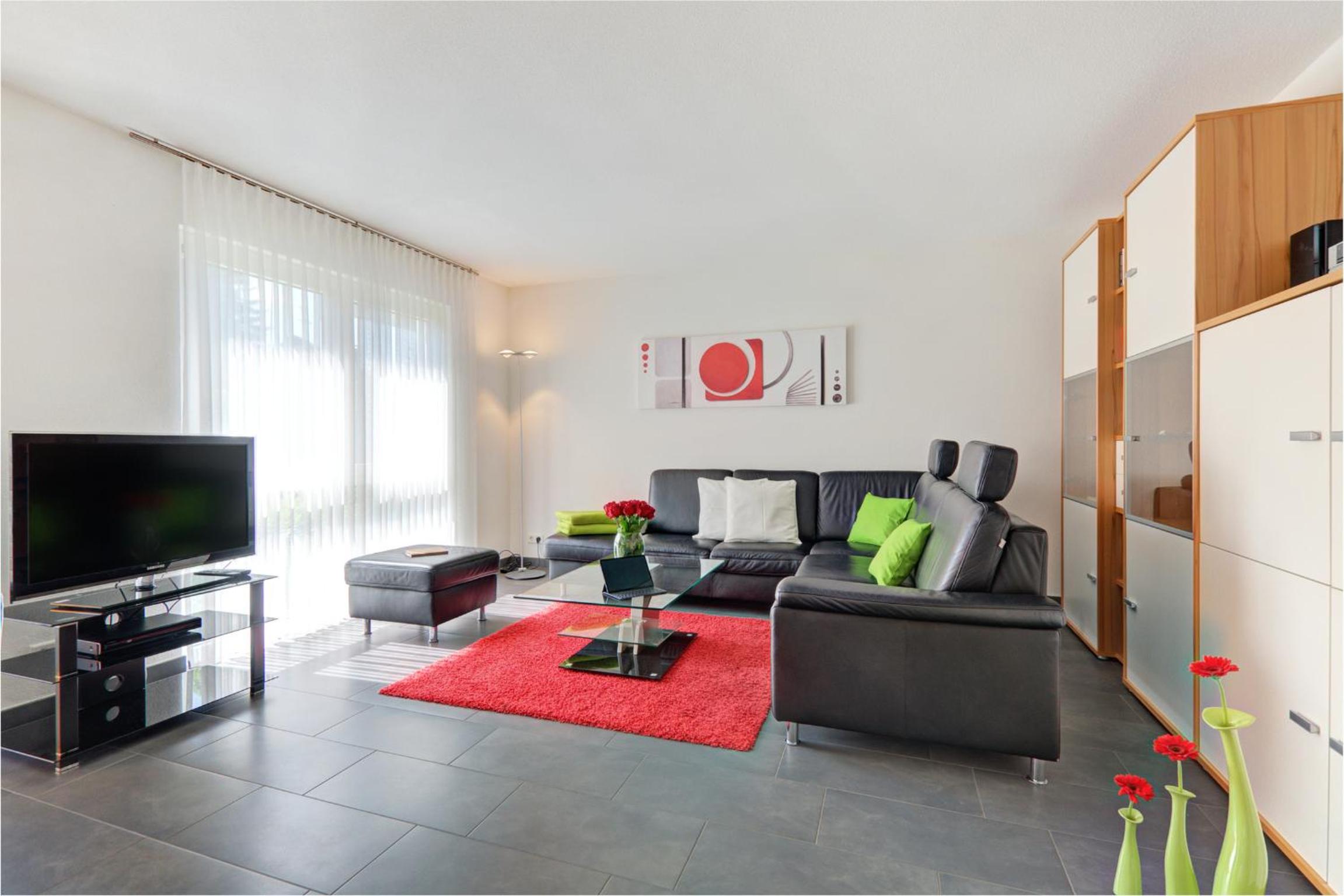 Apartment photo 1