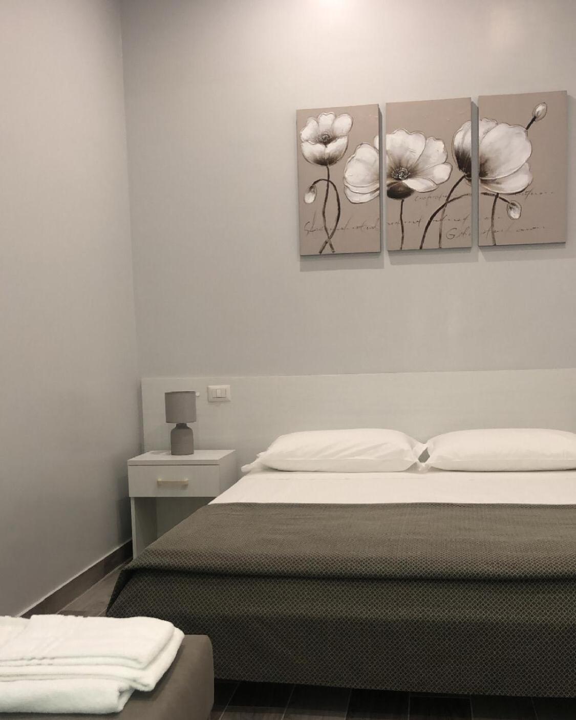 Quadruple Room with Private Bathroom photo 1