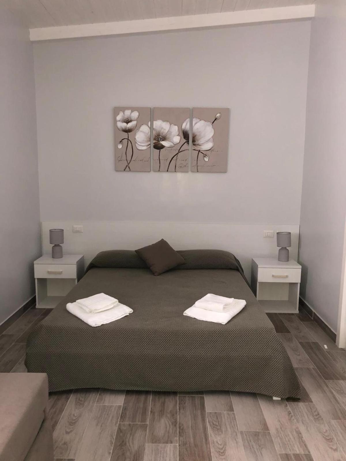 Quadruple Room with Private Bathroom photo 2