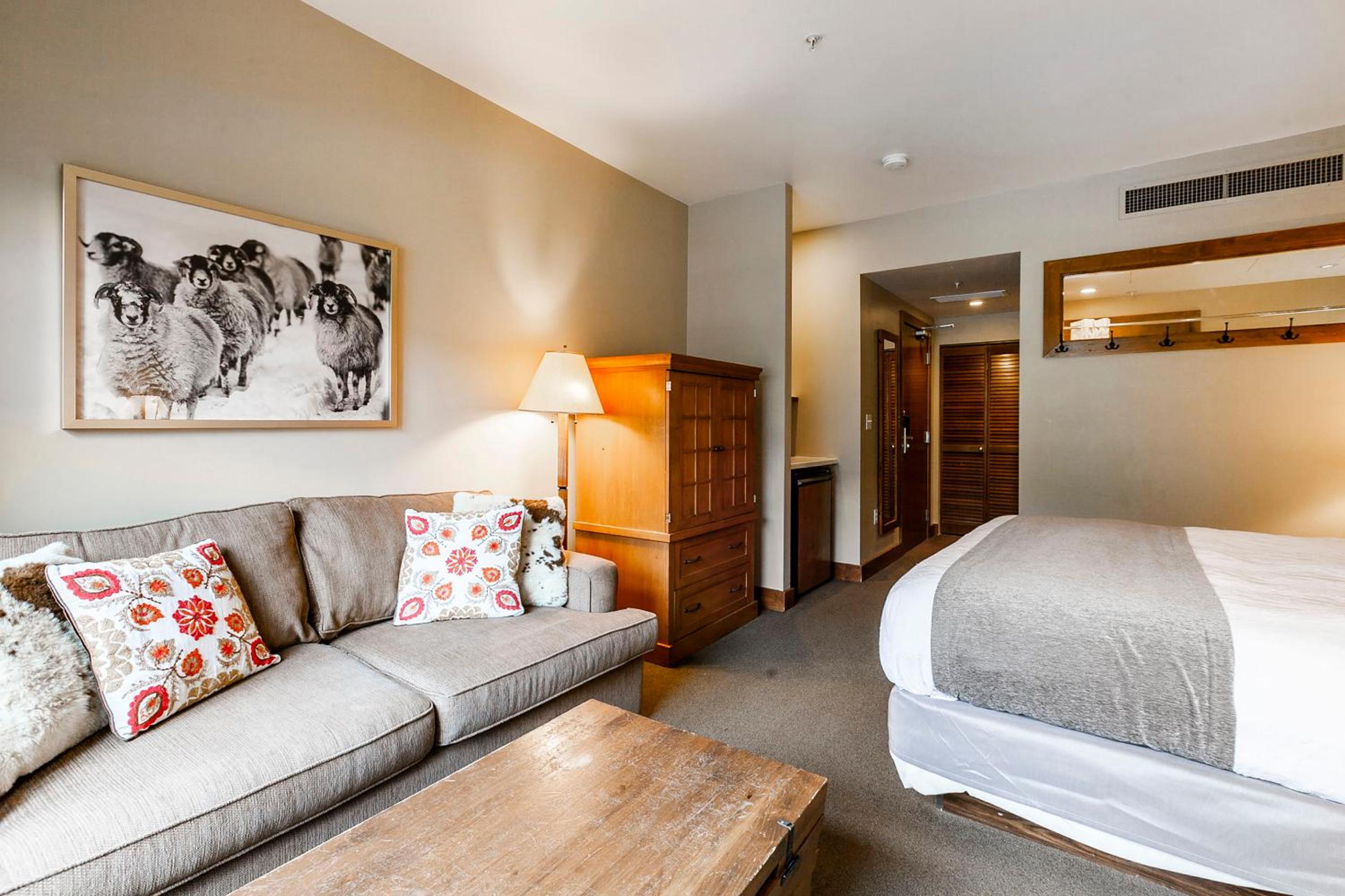 Deluxe Quadruple Room - Photo 3