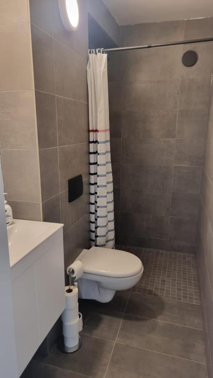 Twin Room with Private Bathroom