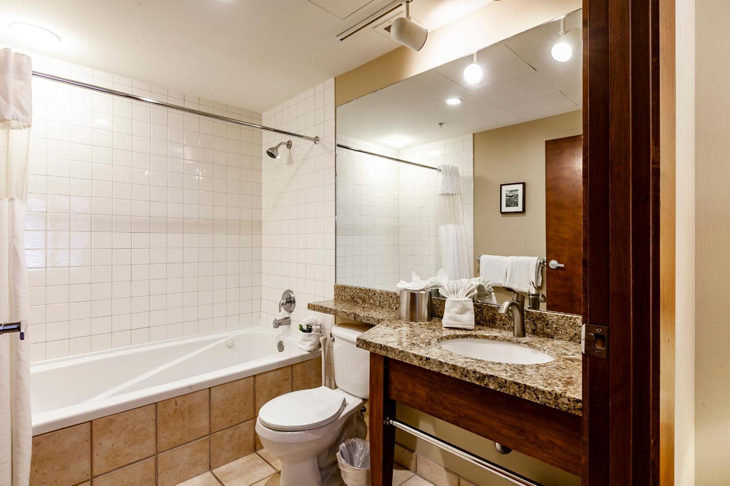 2 Bedroom Condominium  - Photo 12