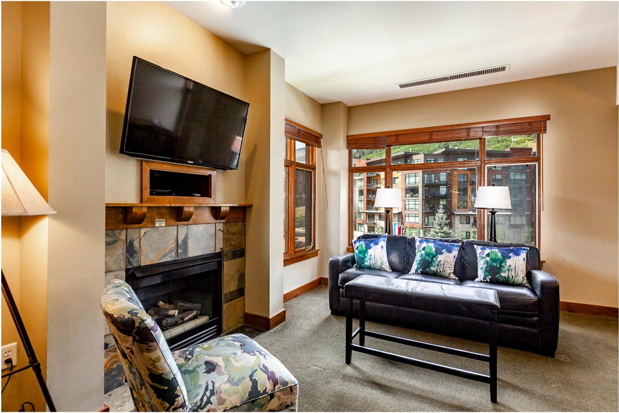 2 Bedroom Condominium  - Photo 1