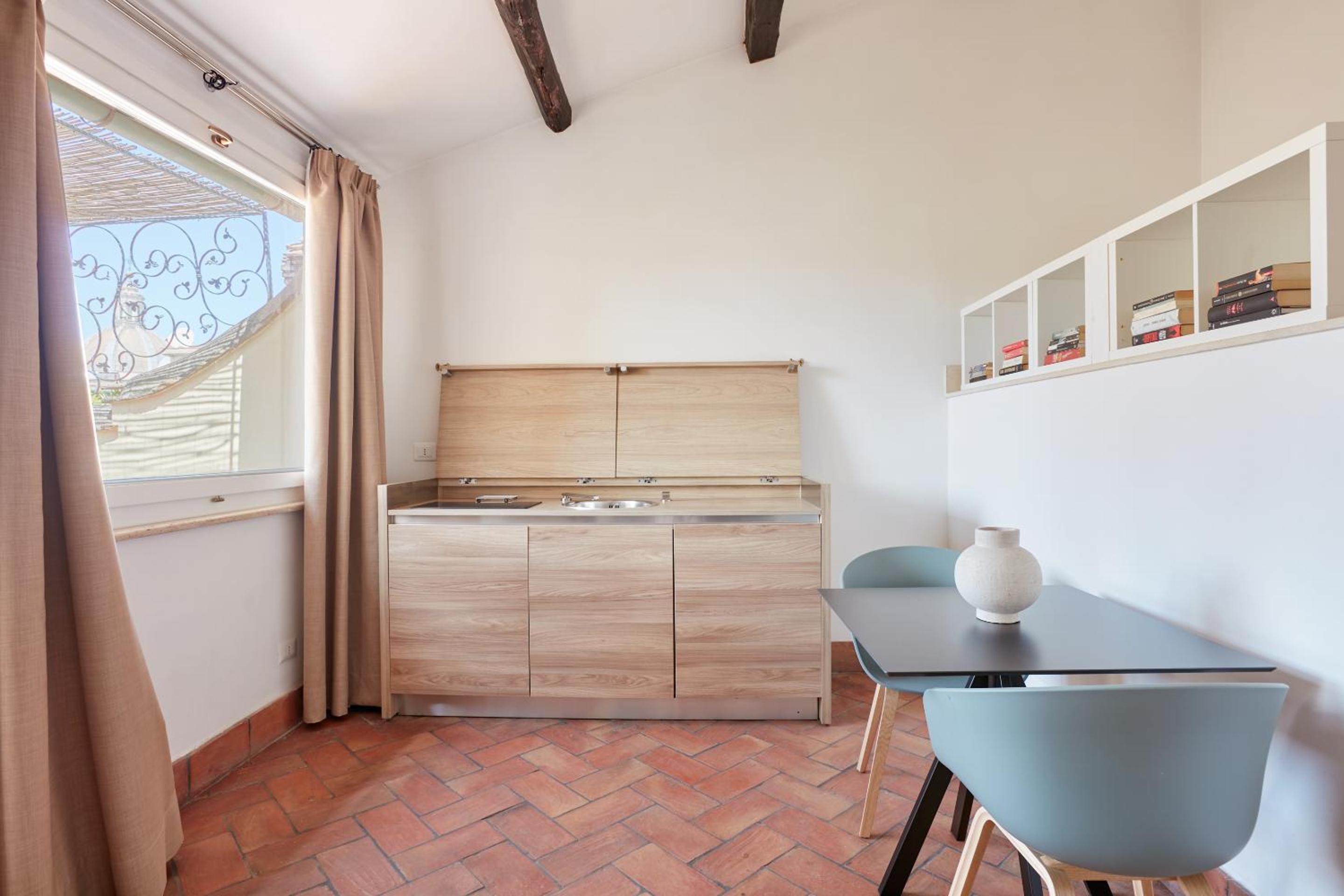 One-Bedroom Apartment With Terrace photo 2
